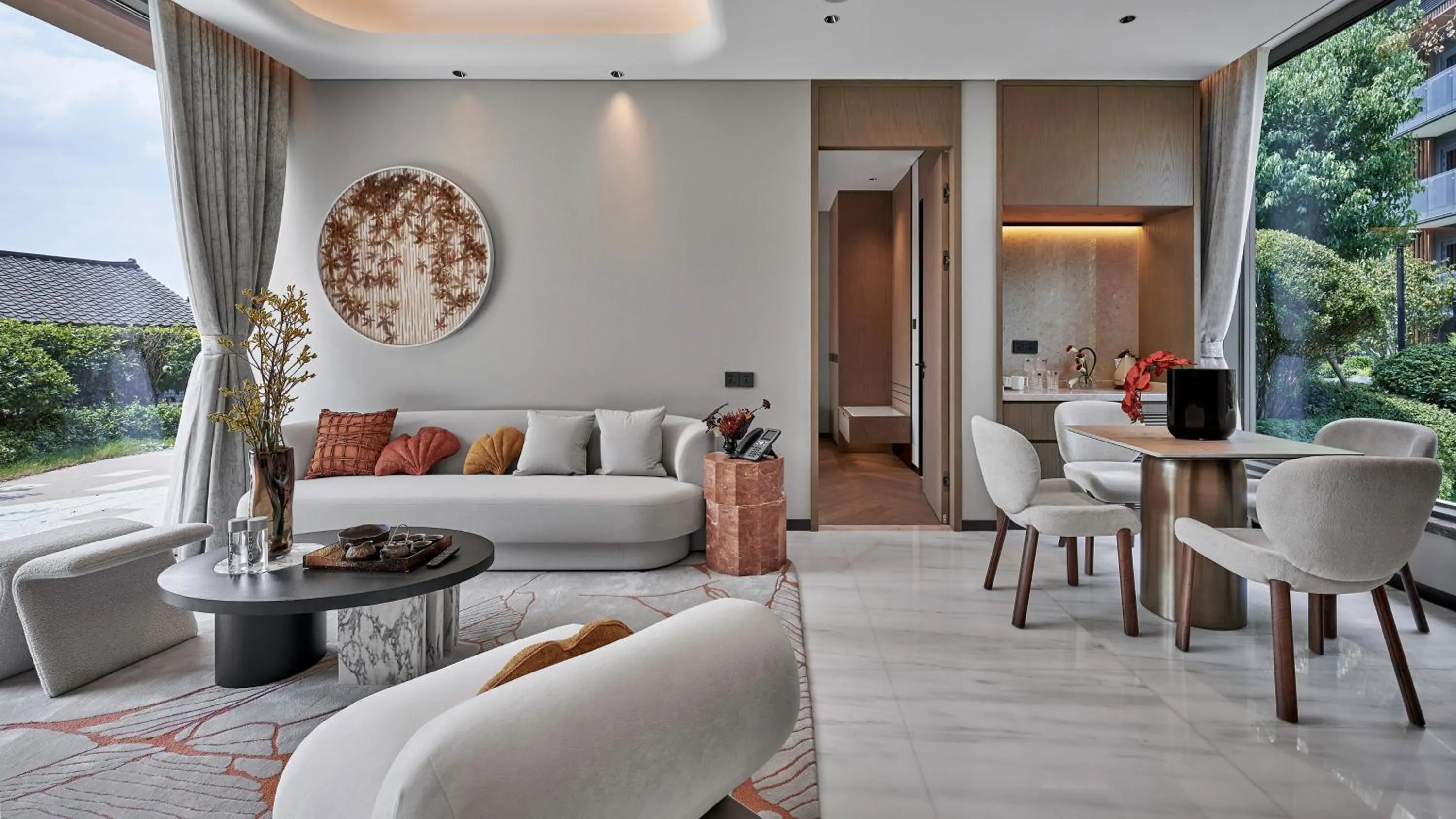 Photo of the whole room in Hotel Indigo Hangzhou Tianmushan