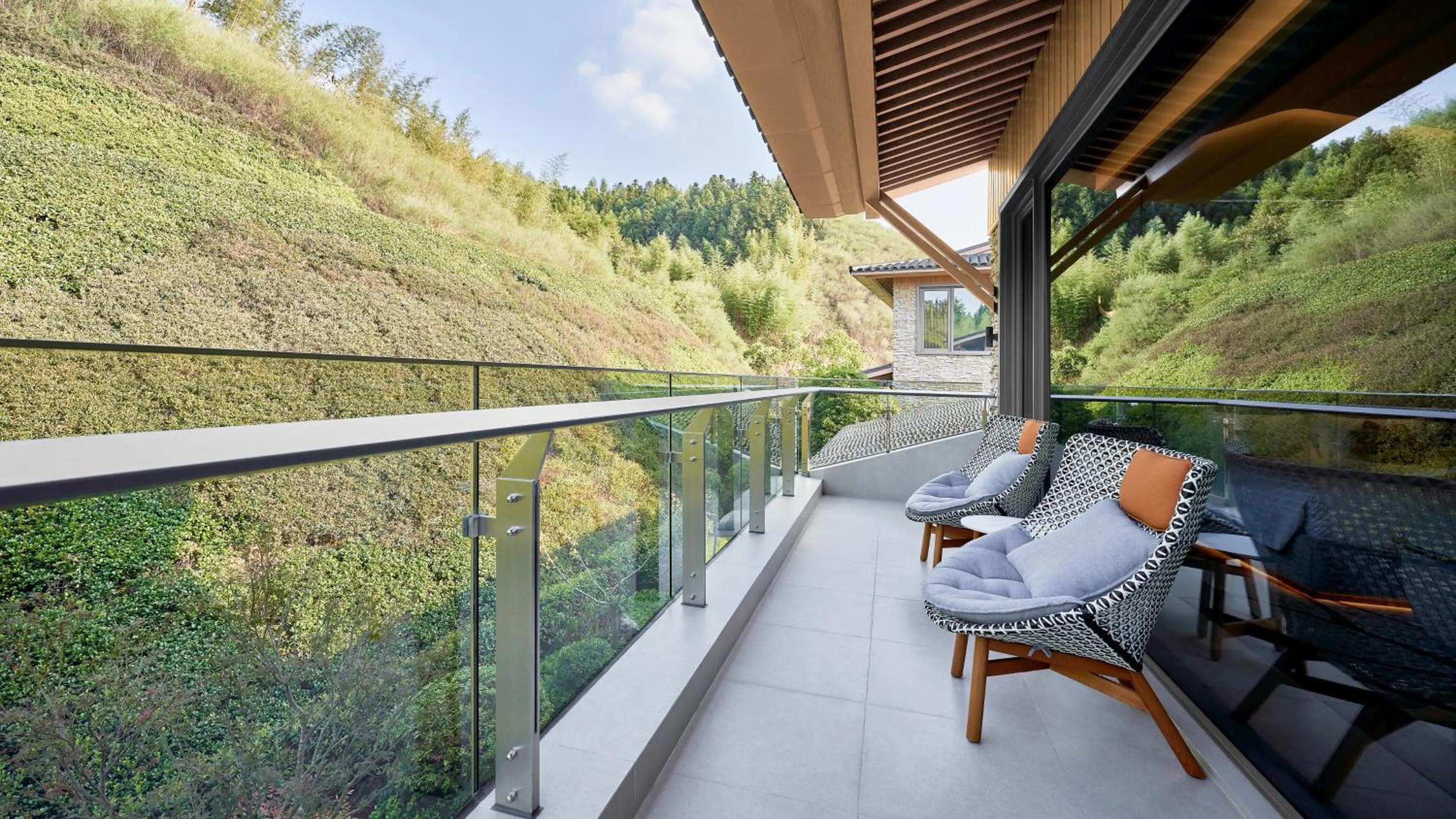 Balcony/Terrace in Hotel Indigo Hangzhou Tianmushan