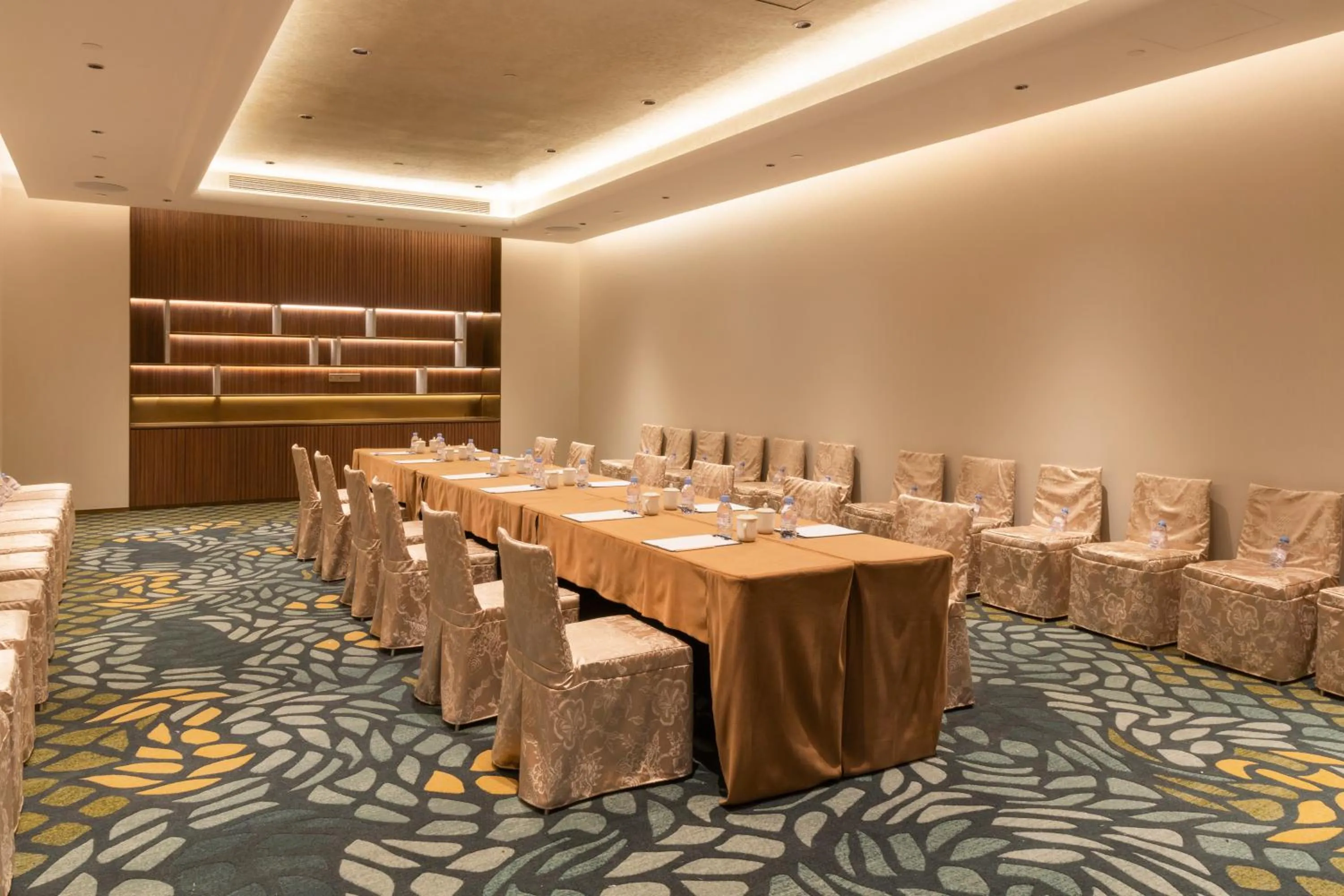 Meeting/conference room in Hotel Indigo Hangzhou Tianmushan