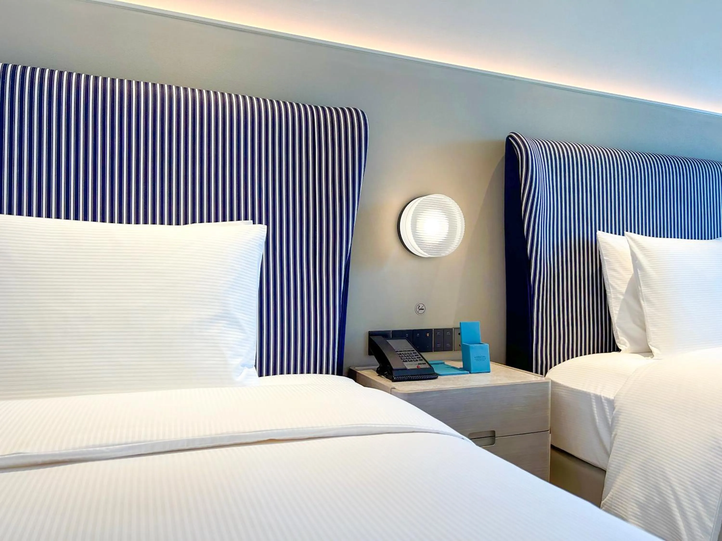 Property building, Bed in The Mermoon Resort Hainan Tufu Bay, Tapestry By Hilton