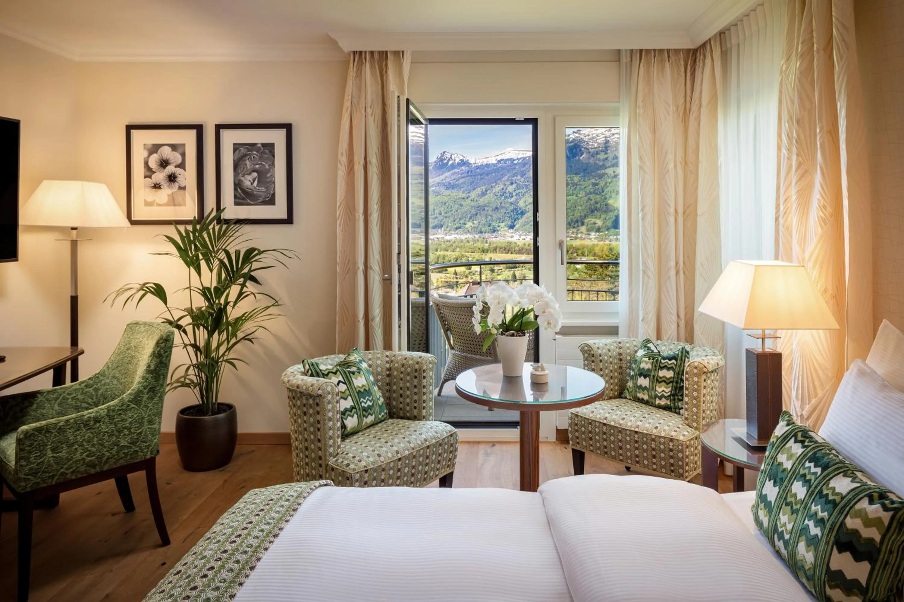 Staff, Bed in Park Hotel Sonnenhof - Relais & Châteaux