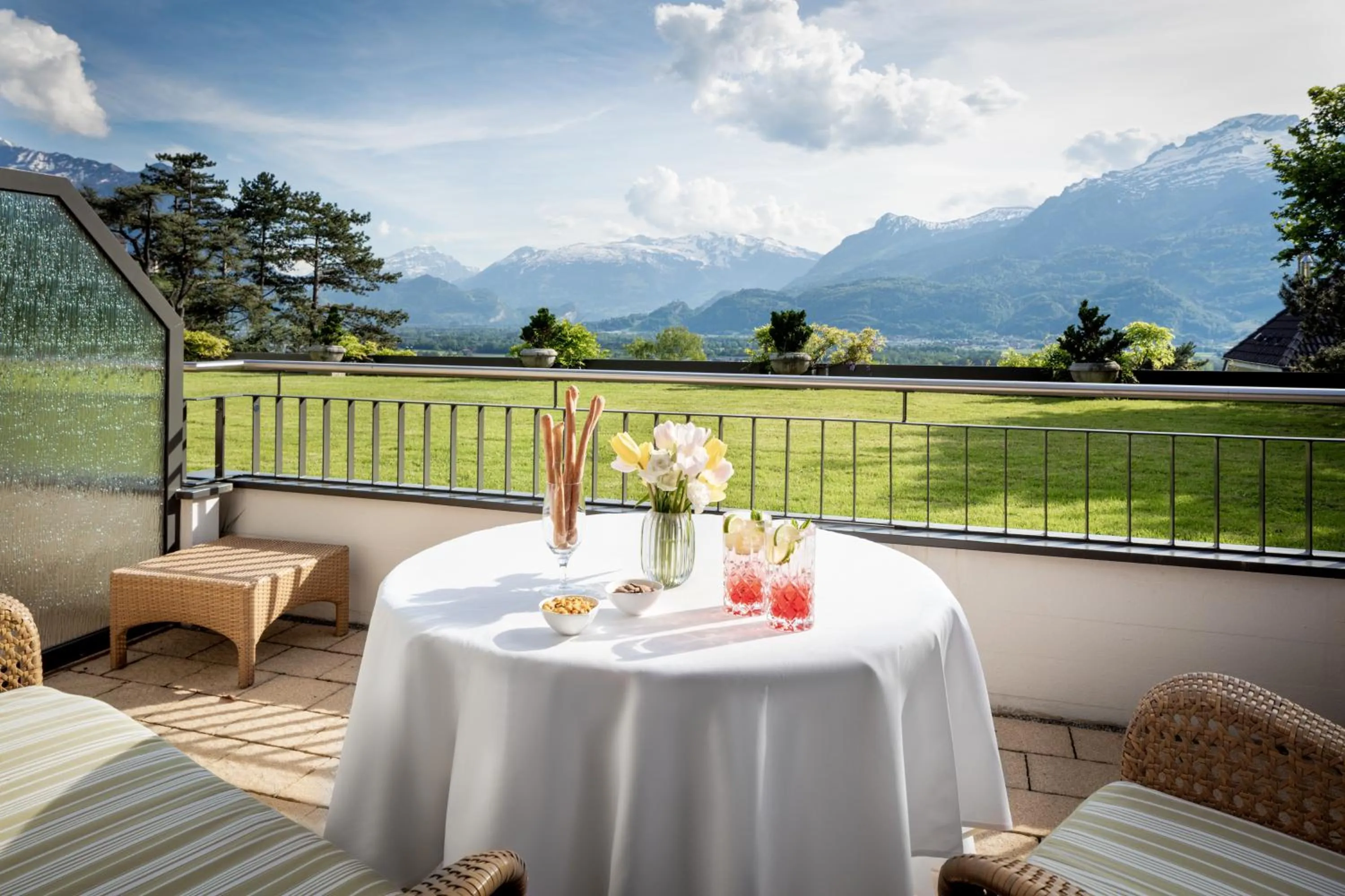 Balcony/Terrace in Park Hotel Sonnenhof - Relais & Châteaux