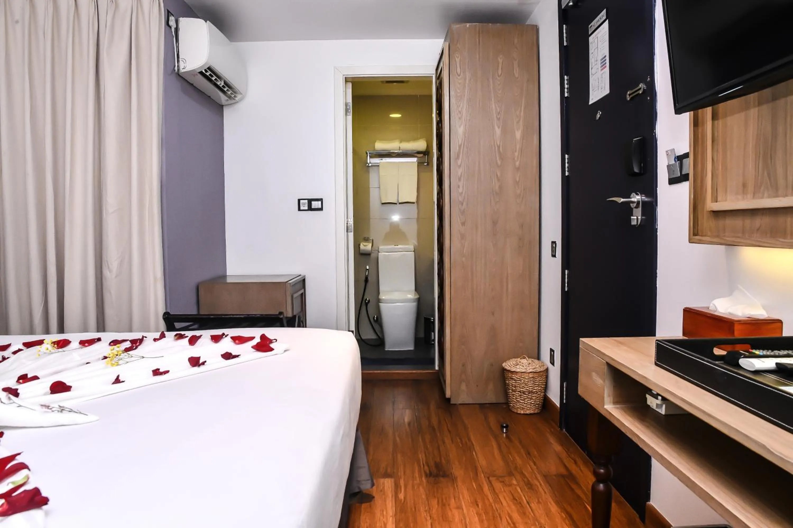 Bed in Beehive Premier