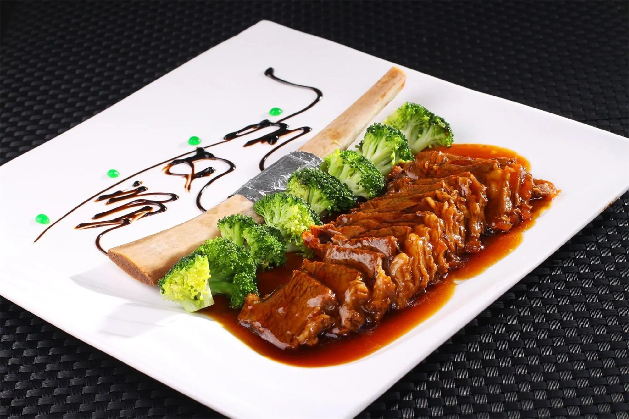 Restaurant/places to eat in Peony Hotel