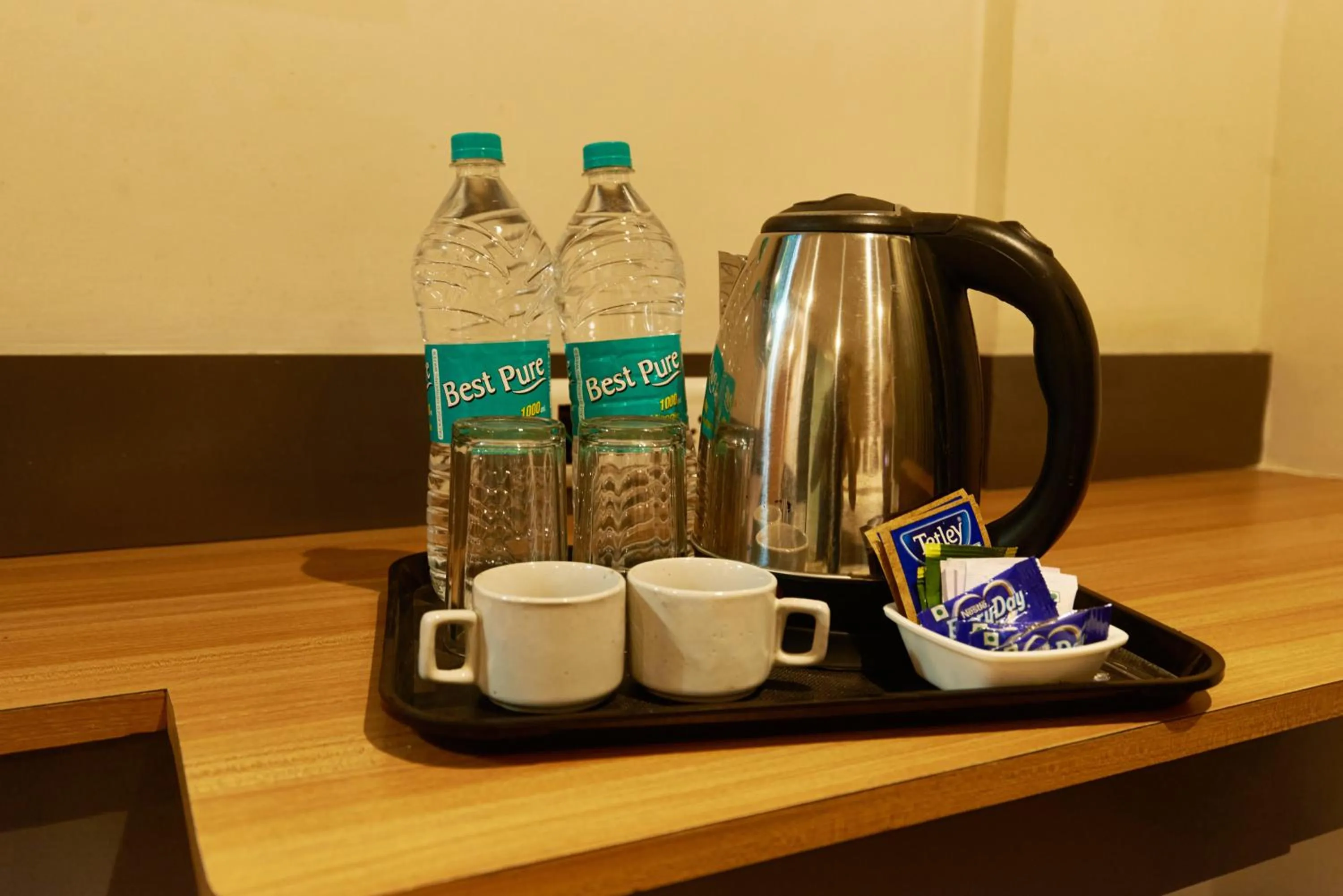 Coffee/tea facilities in Hotel Sai Palkhi Niwara