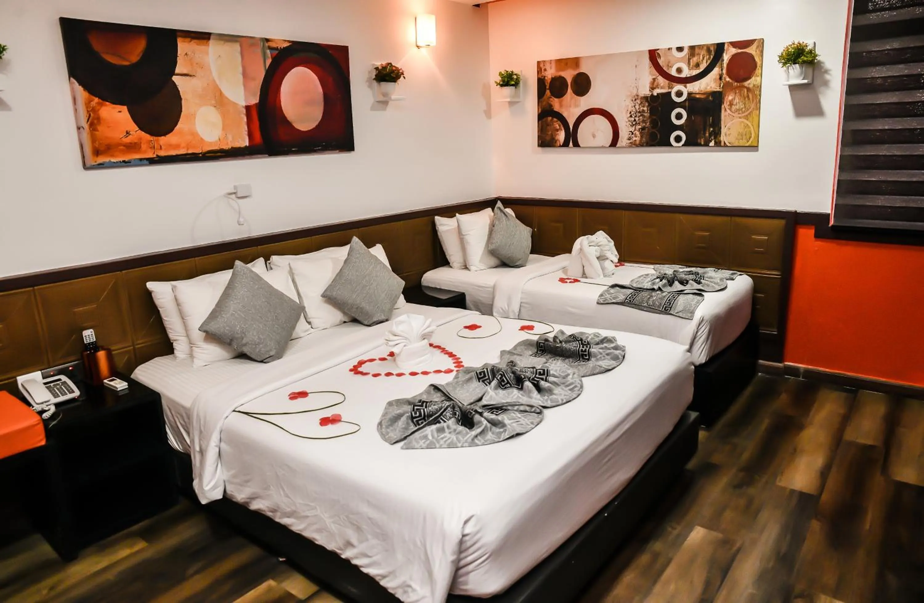 Bed in The Hive Beach