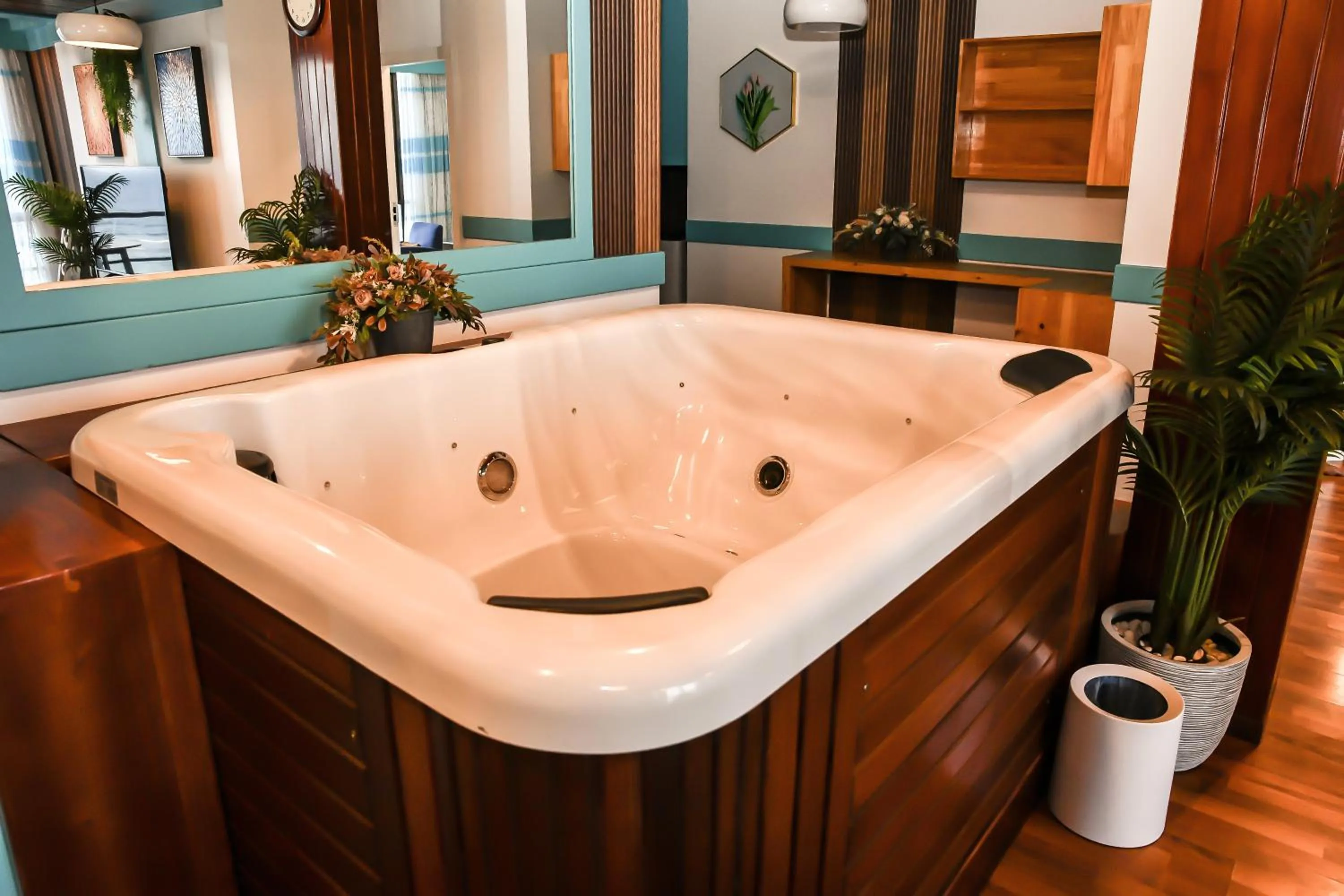 Area and facilities in The Hive Beach