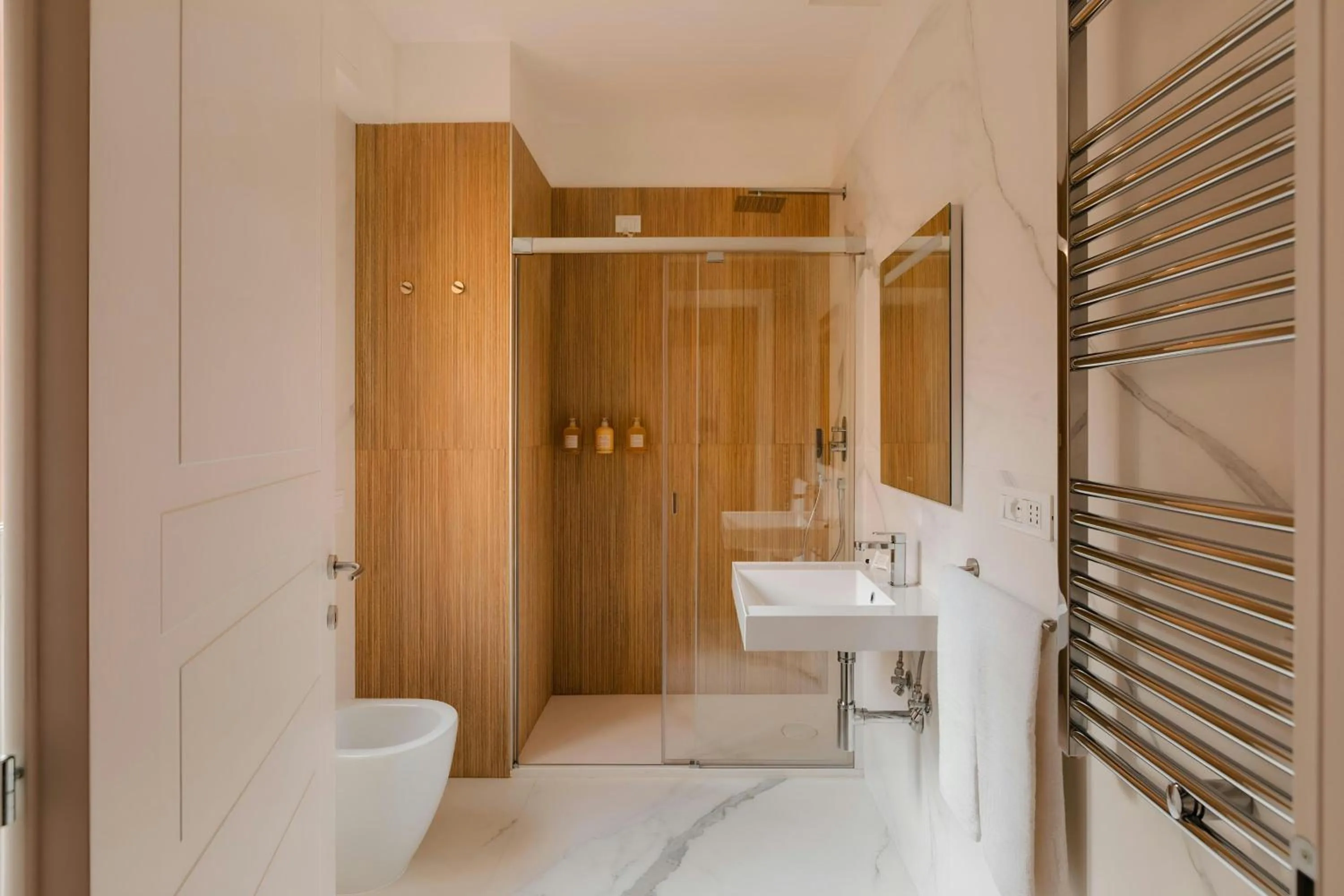 Bathroom in Sonder by Marriott Bonvoy Antinoo Apartments Piazza del Parlamento