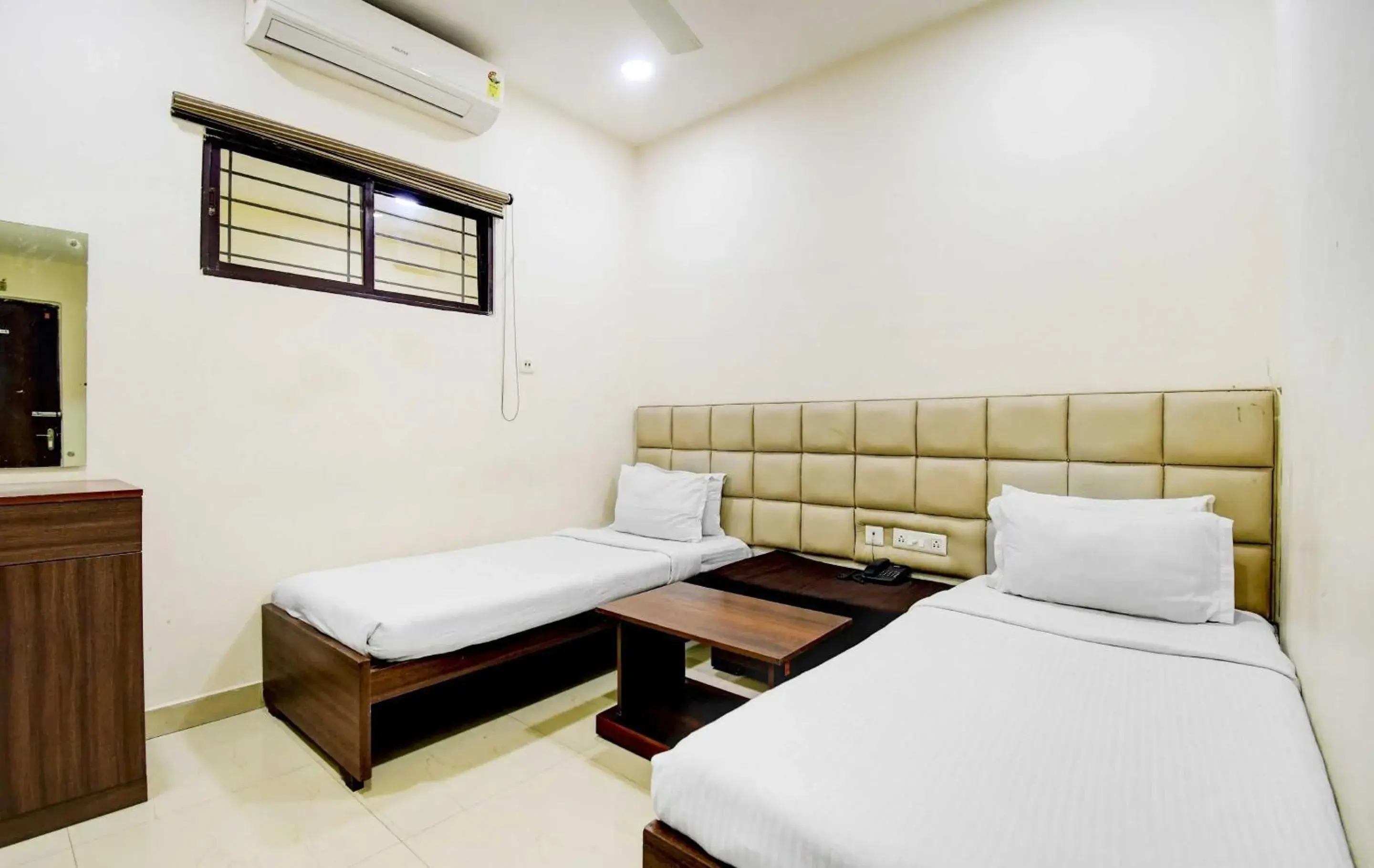 Standard Double Room - single occupancy in Hotel O Kyd Guest House Standard Double Room - single occupancy in Hotel O Kyd Guest House