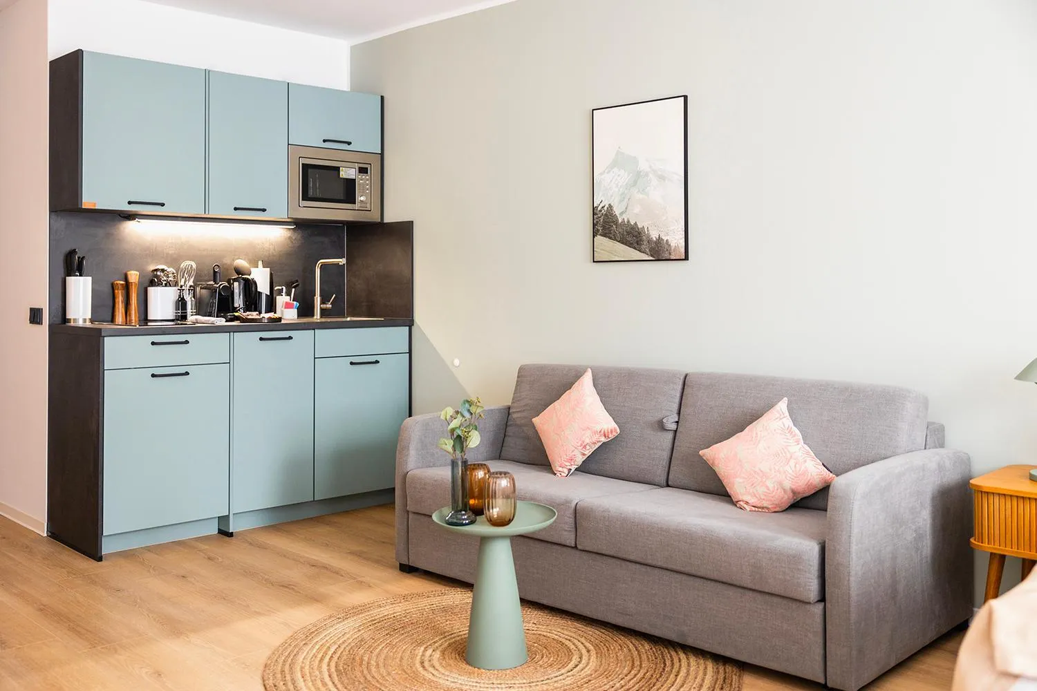 Seating area in Limehome Villach Hauptplatz