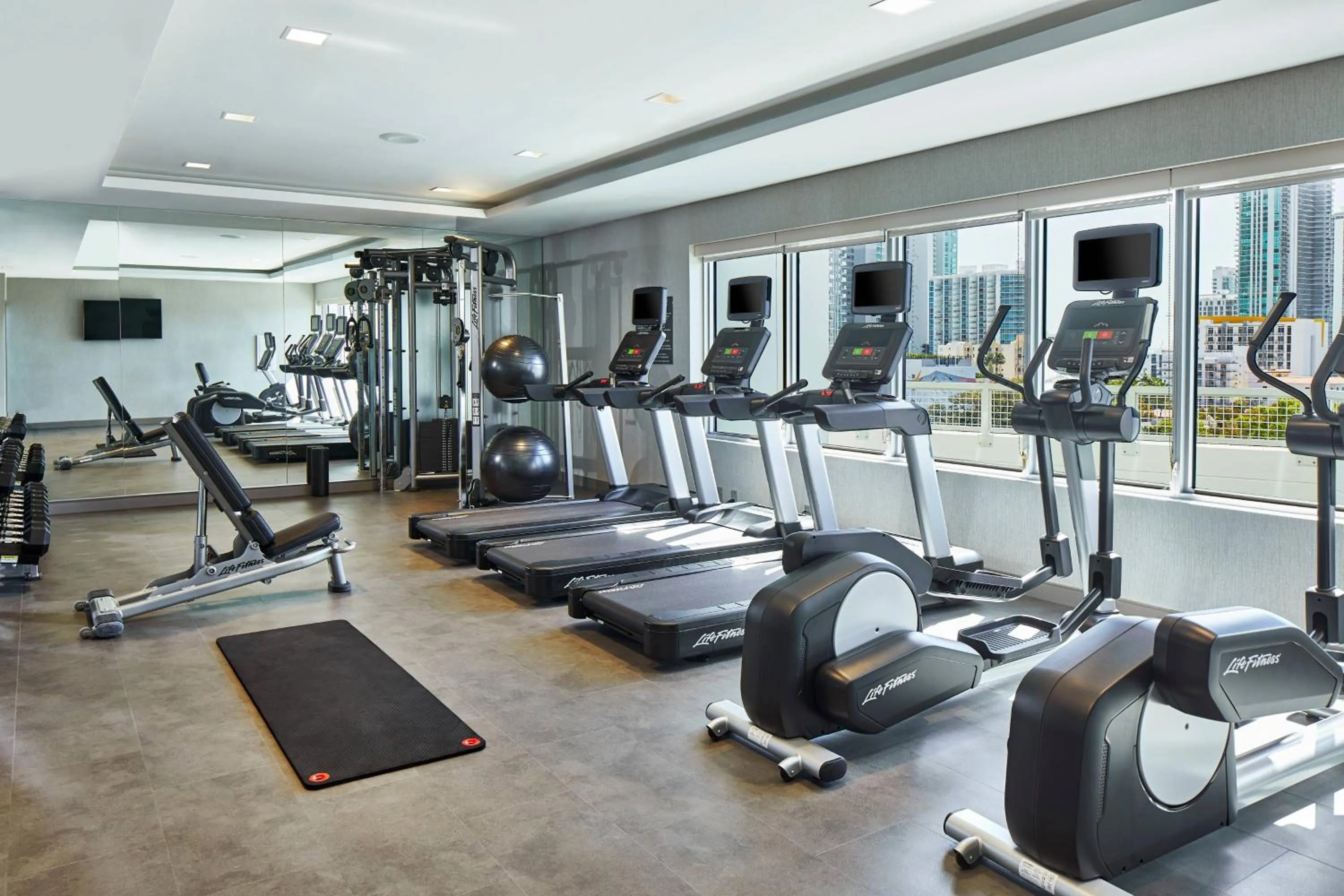 Fitness centre/facilities in AC Hotel Miami Wynwood
