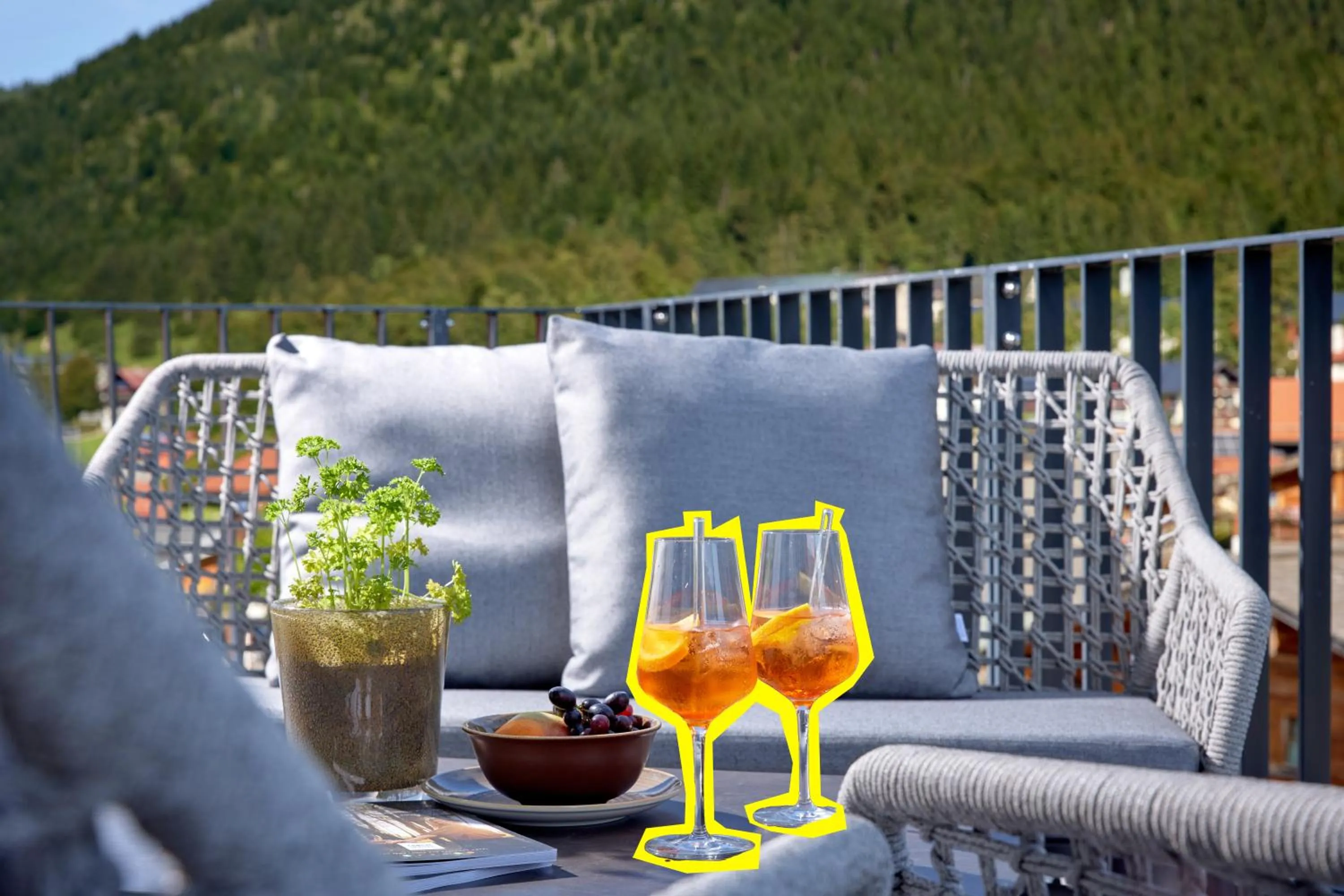 Balcony/Terrace in BergBuddies - Übernachtung inklusive kostenlosen Bergbahntickets und vielem mehr