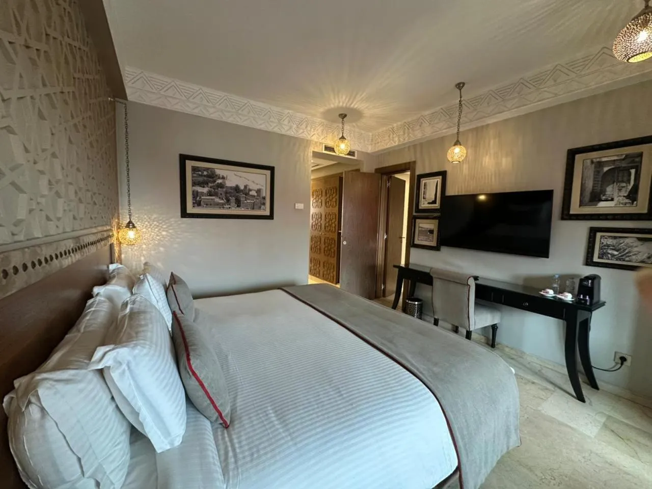 Photo of the whole room, Bed in Hivernage Marrakech