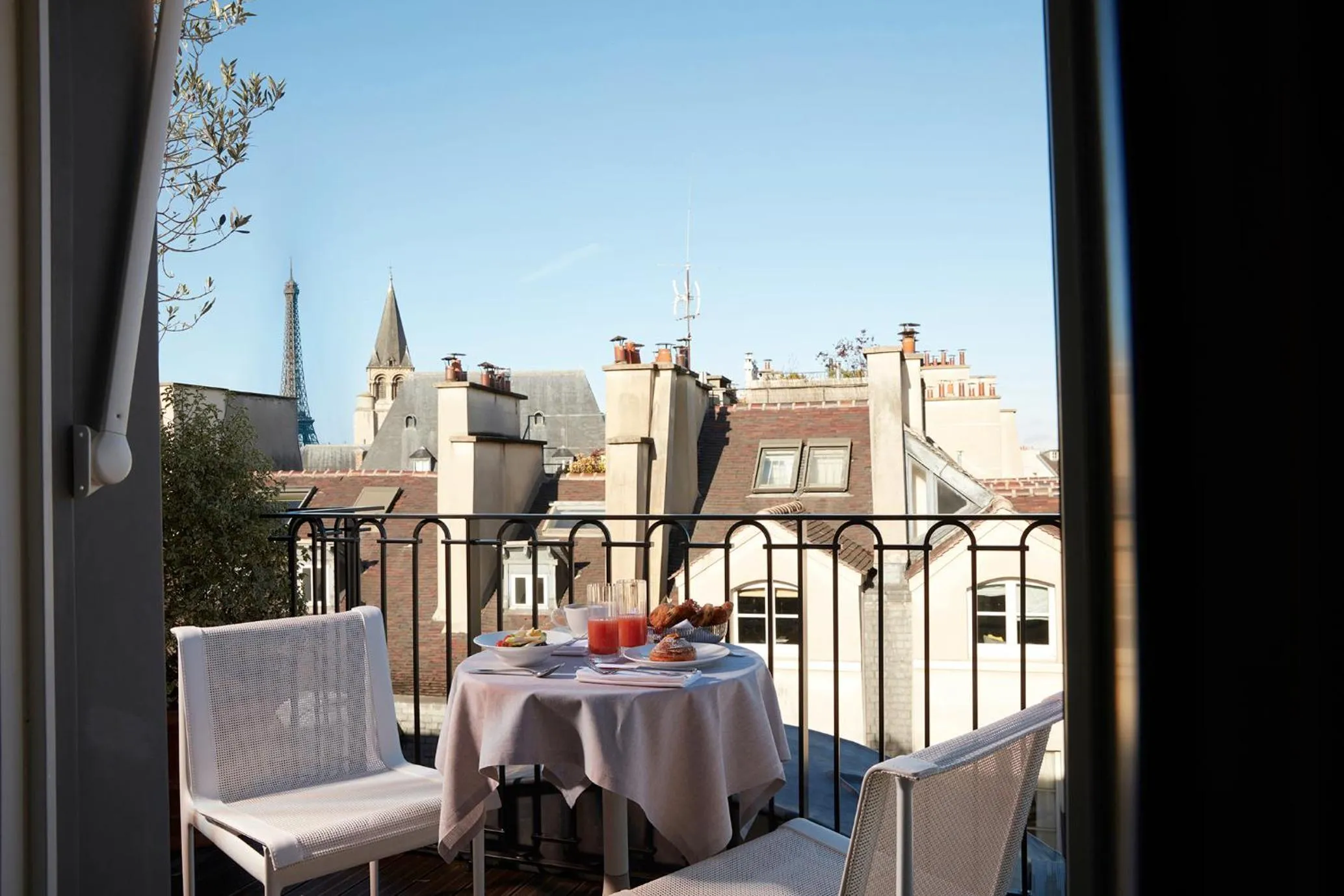 View (from property/room) in Villa-des-Prés