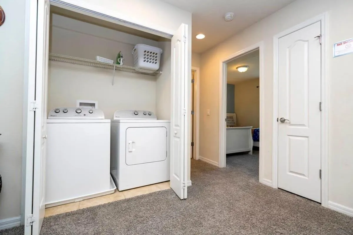 Stunning 5 Bd w/ Pool Close to Disney @ Windsor Westside 2015