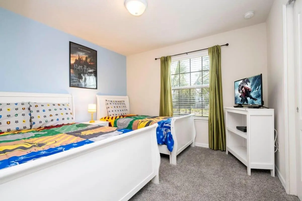 Bed in Stunning 5 Bd w/ Pool Close to Disney @ Windsor Westside 2015