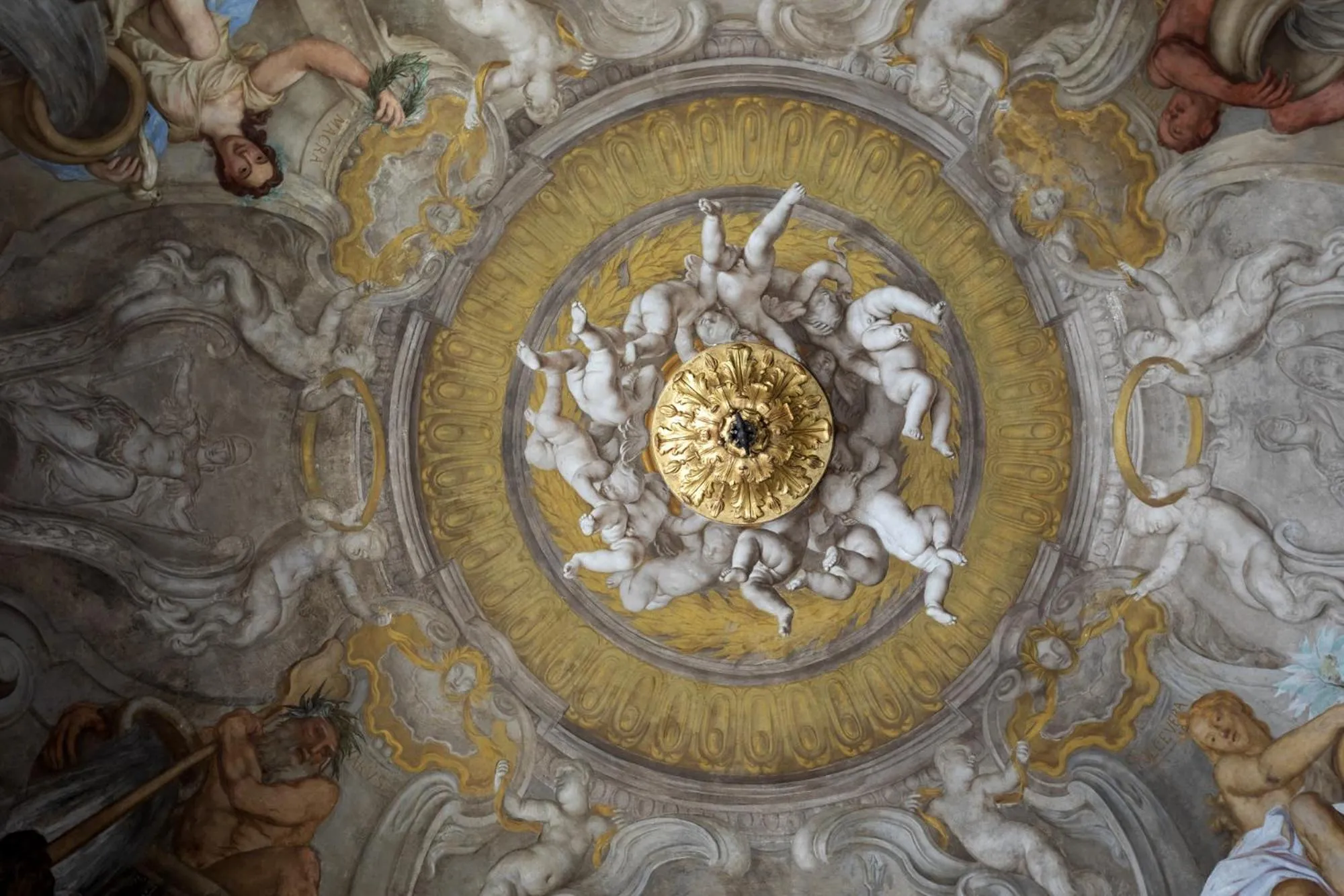 Decorative detail in Hotel Palazzo Durazzo Suites