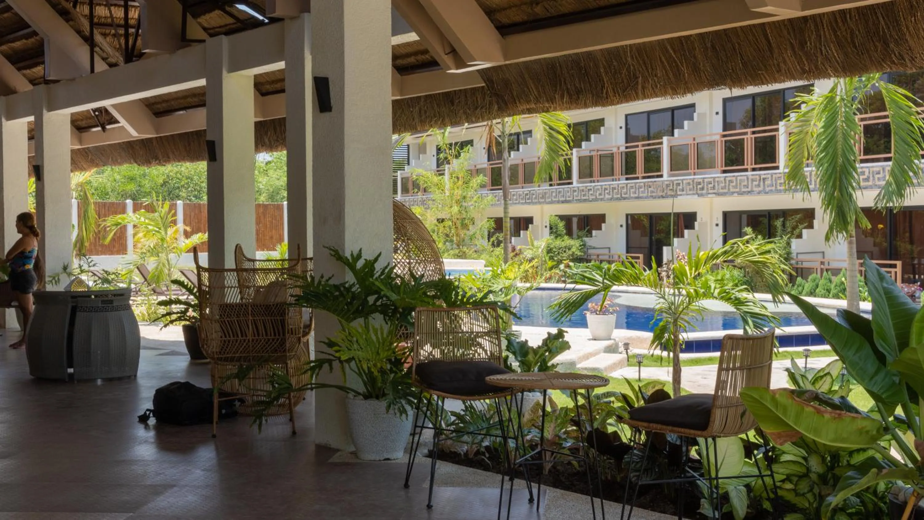 Restaurant/places to eat in The Mayana Resort