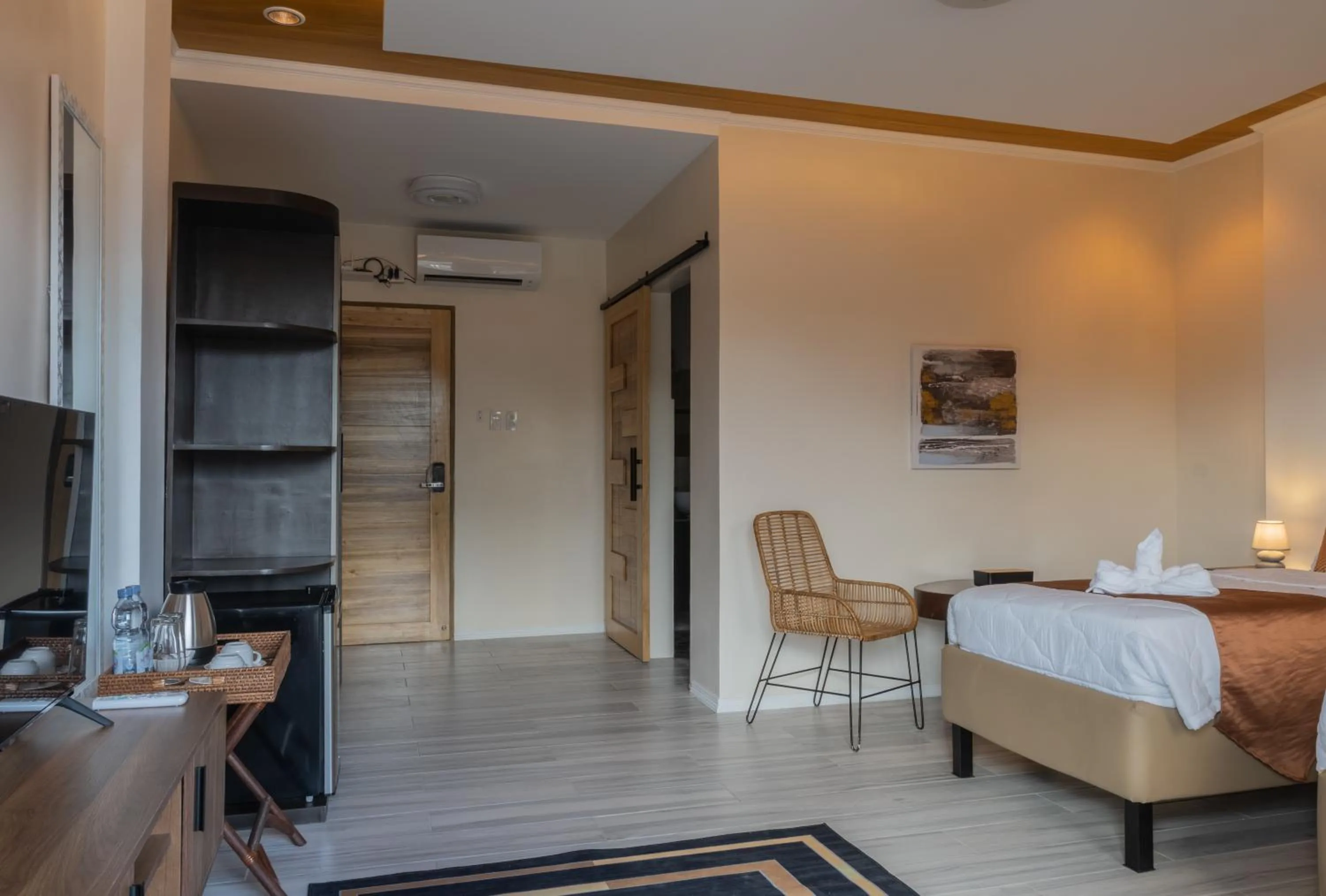 Photo of the whole room, Bed in The Mayana Resort