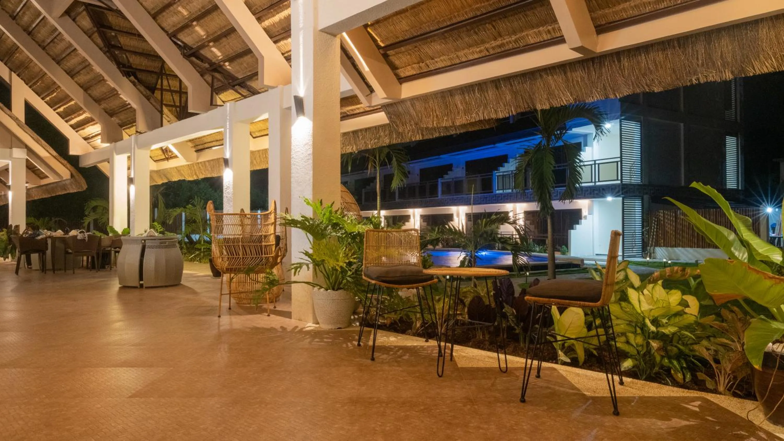 Restaurant/places to eat in The Mayana Resort