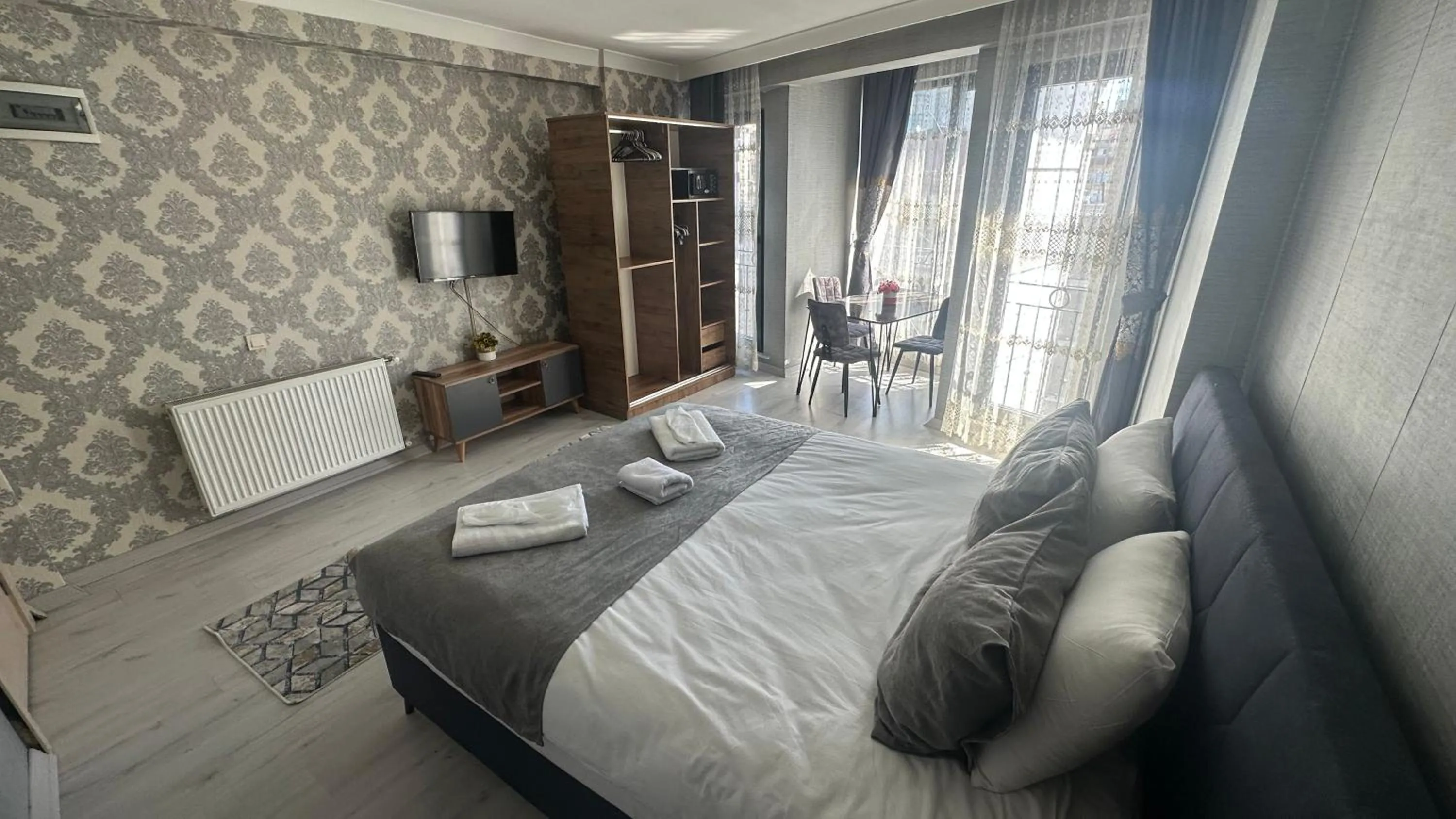 Bed in Taksim Royal Residence & Hotel