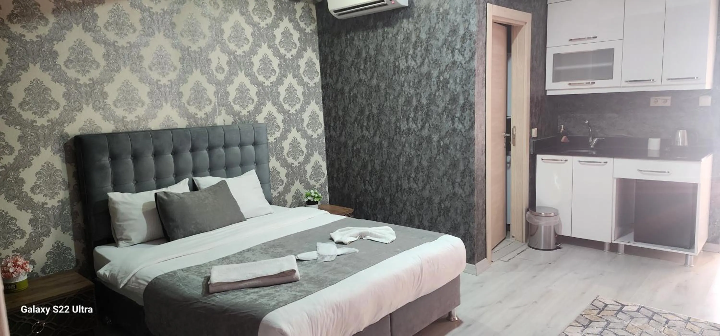 Bed in Taksim Royal Residence & Hotel