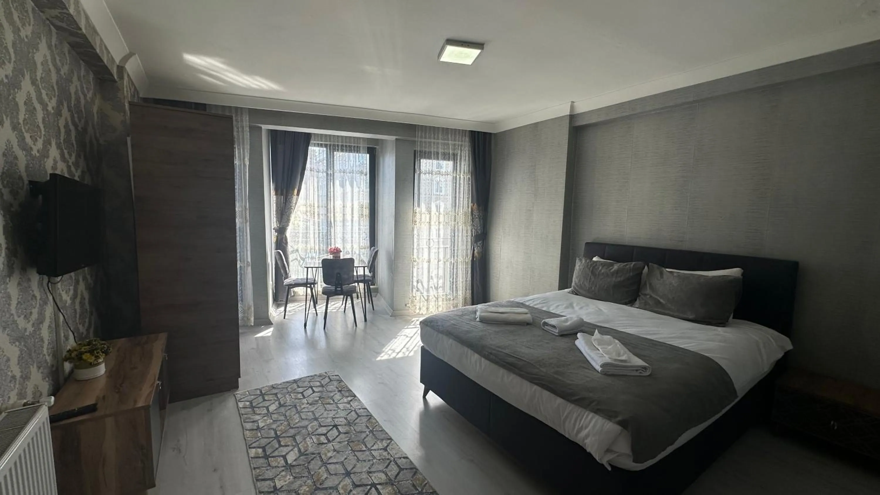 Bed in Taksim Royal Residence & Hotel