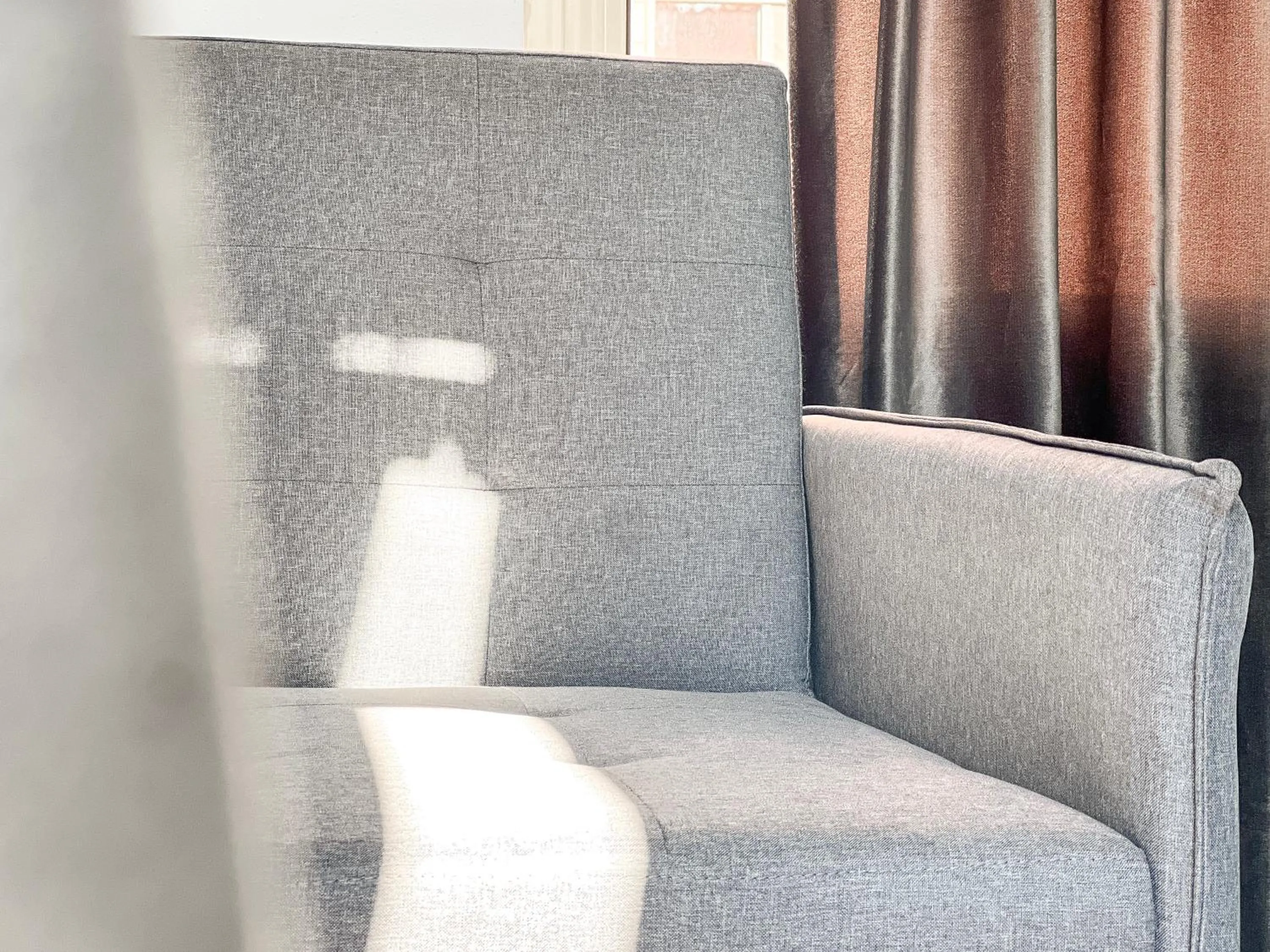 Seating area in Hotel Tier Center