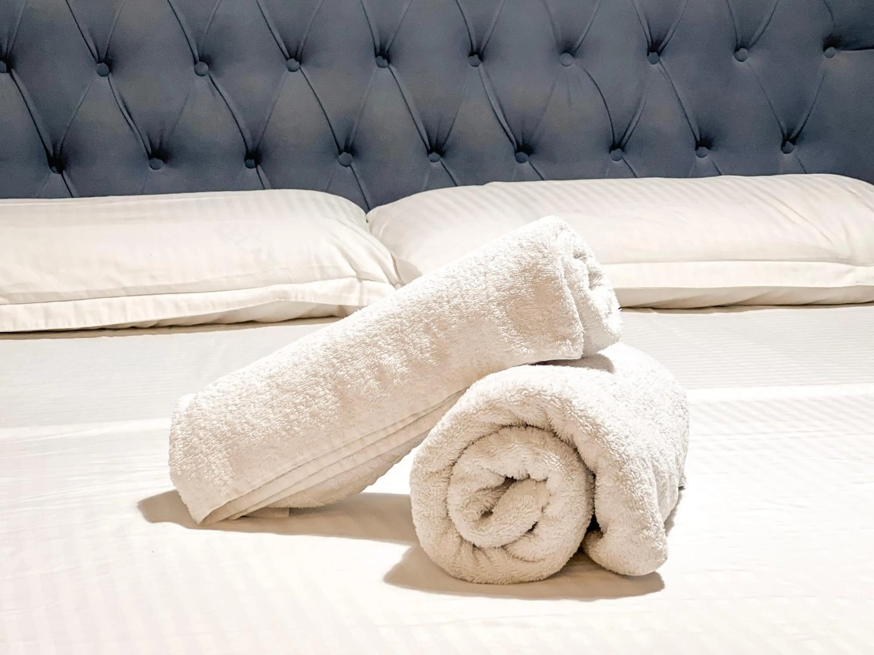 Bed in Hotel Tier Center