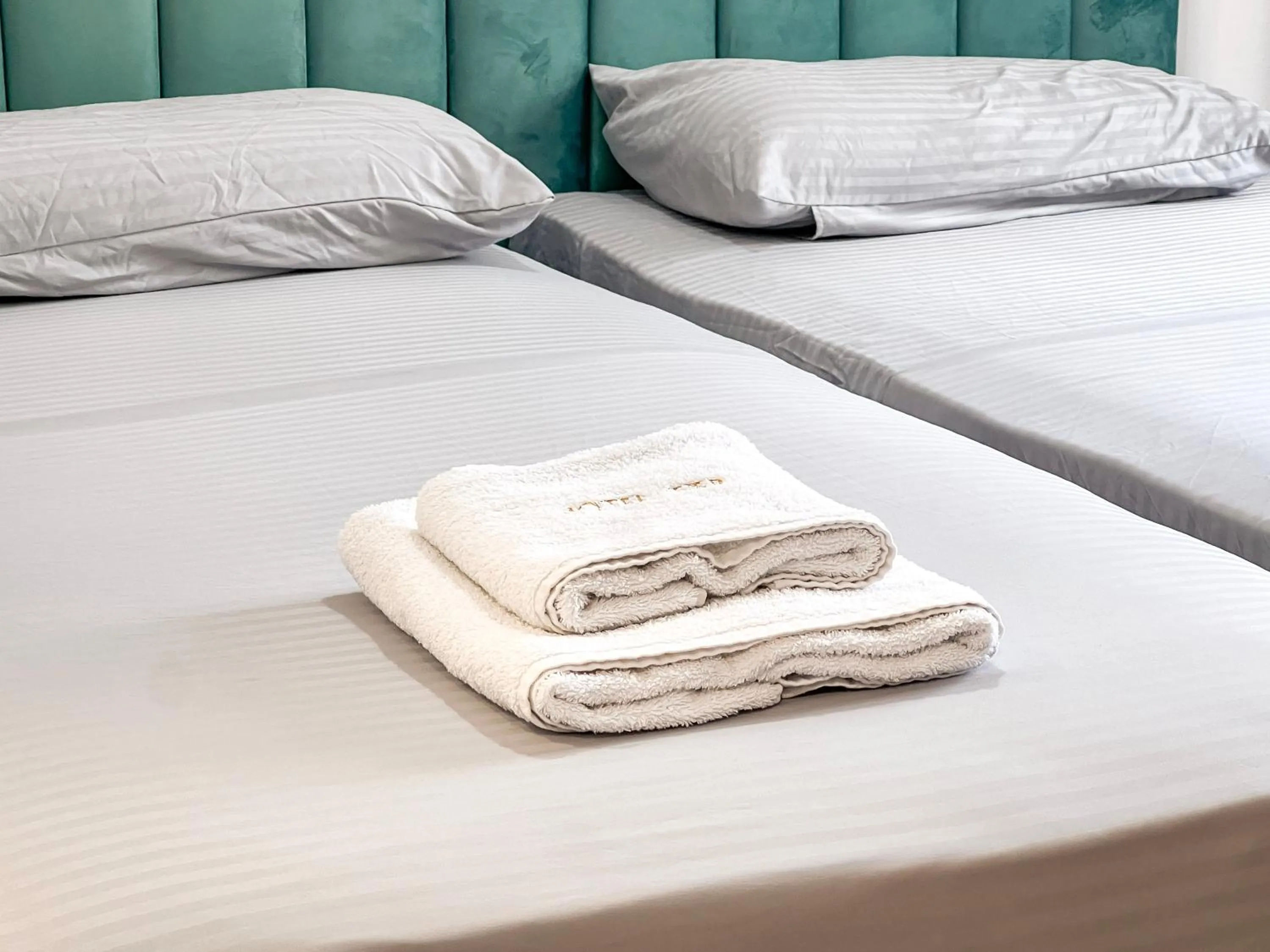 Bed in Hotel Tier Center