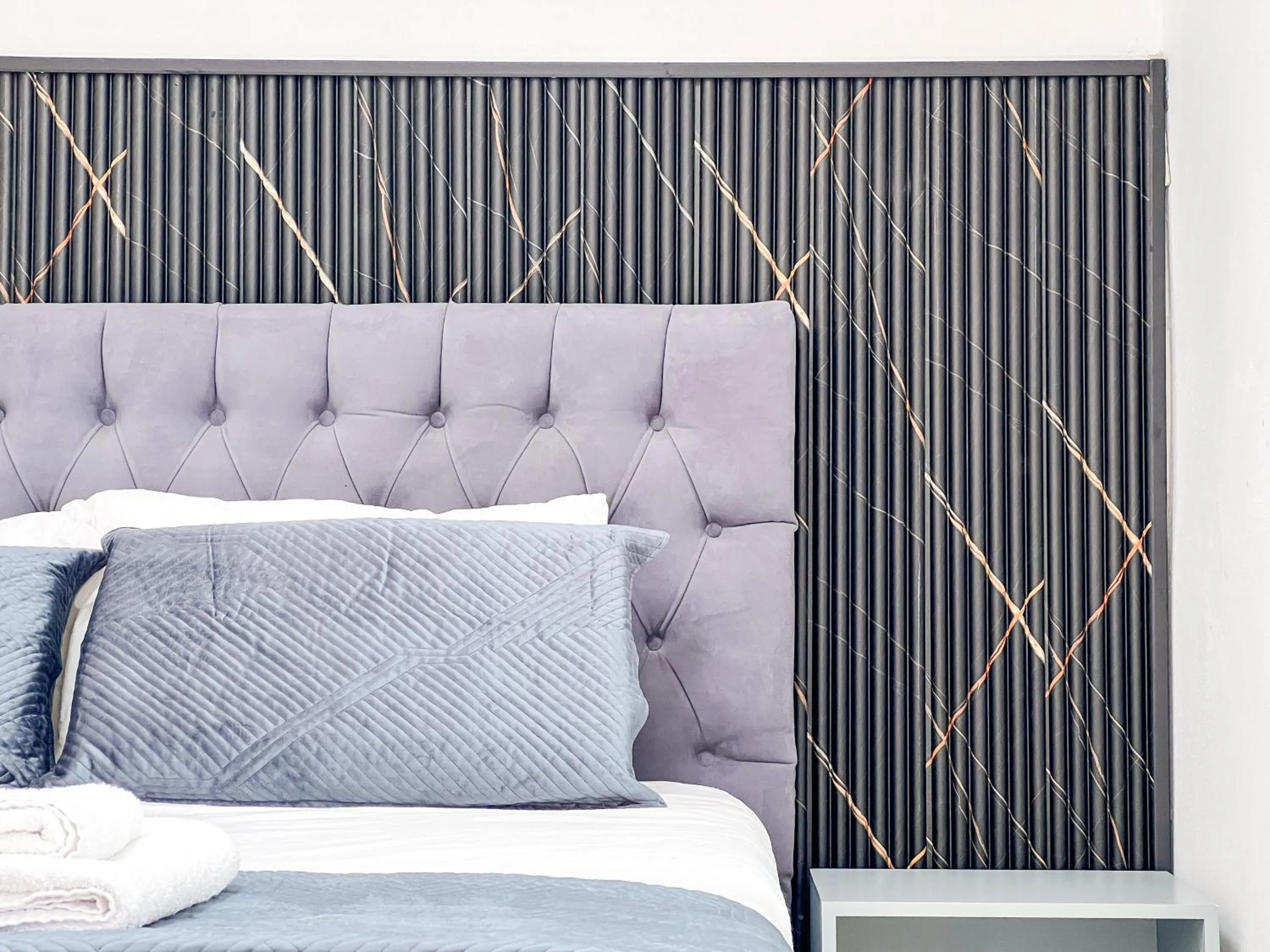 Bed in Hotel Tier Center