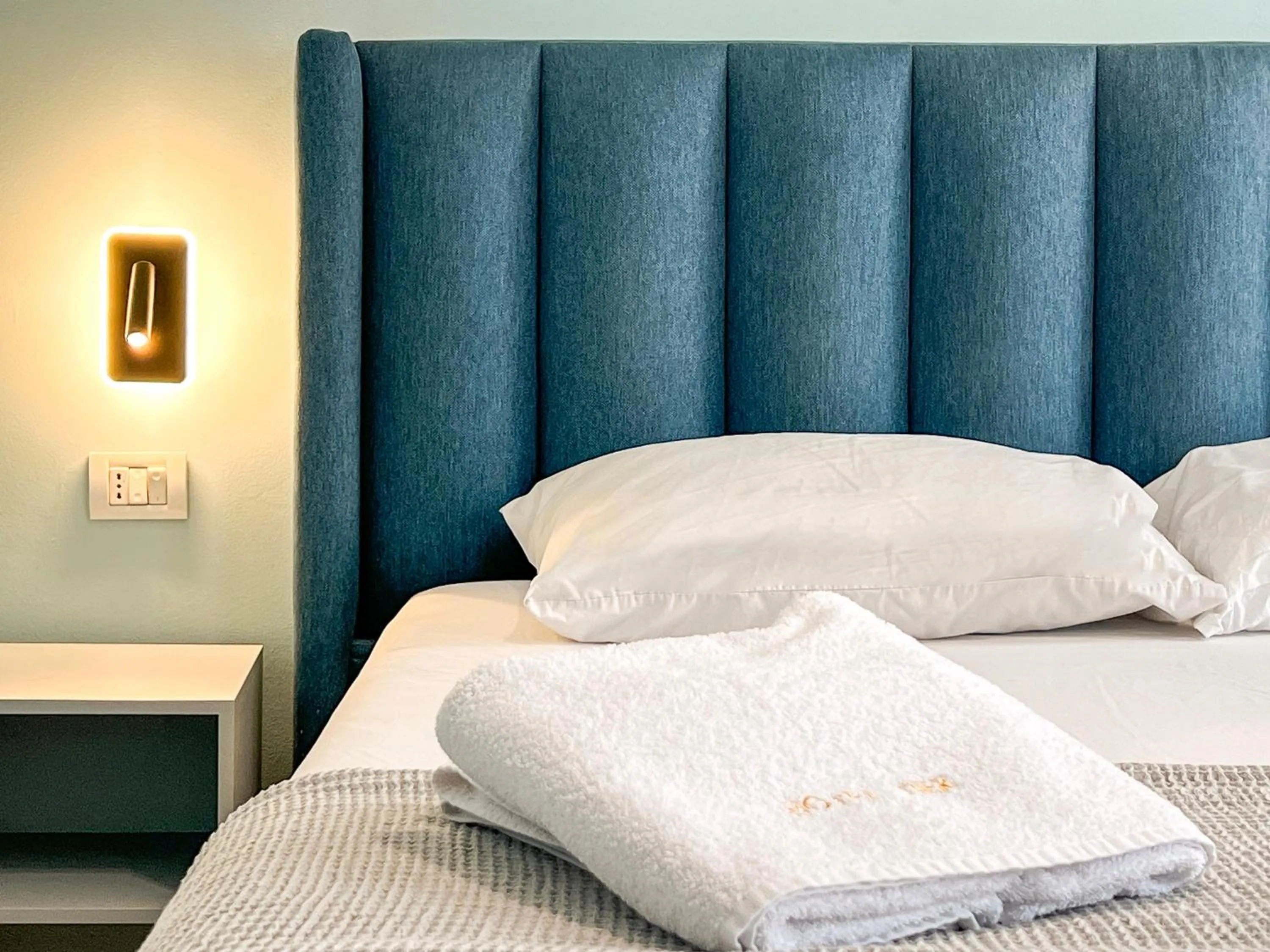 Bed in Hotel Tier Center