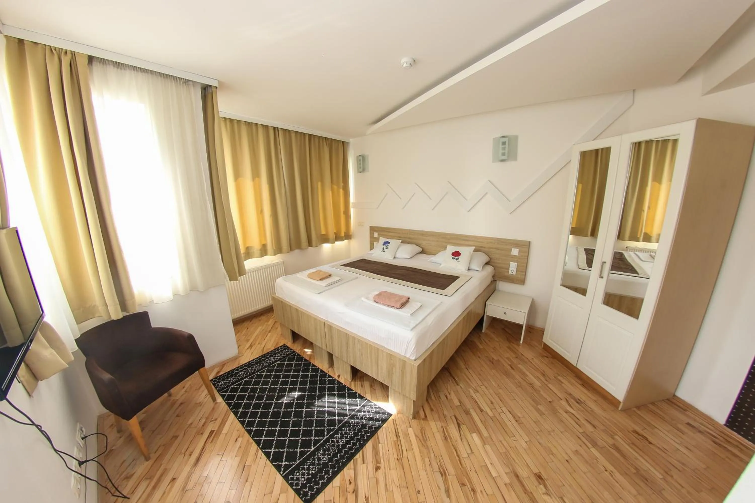 Photo of the whole room, Bed in Hotel Hayat