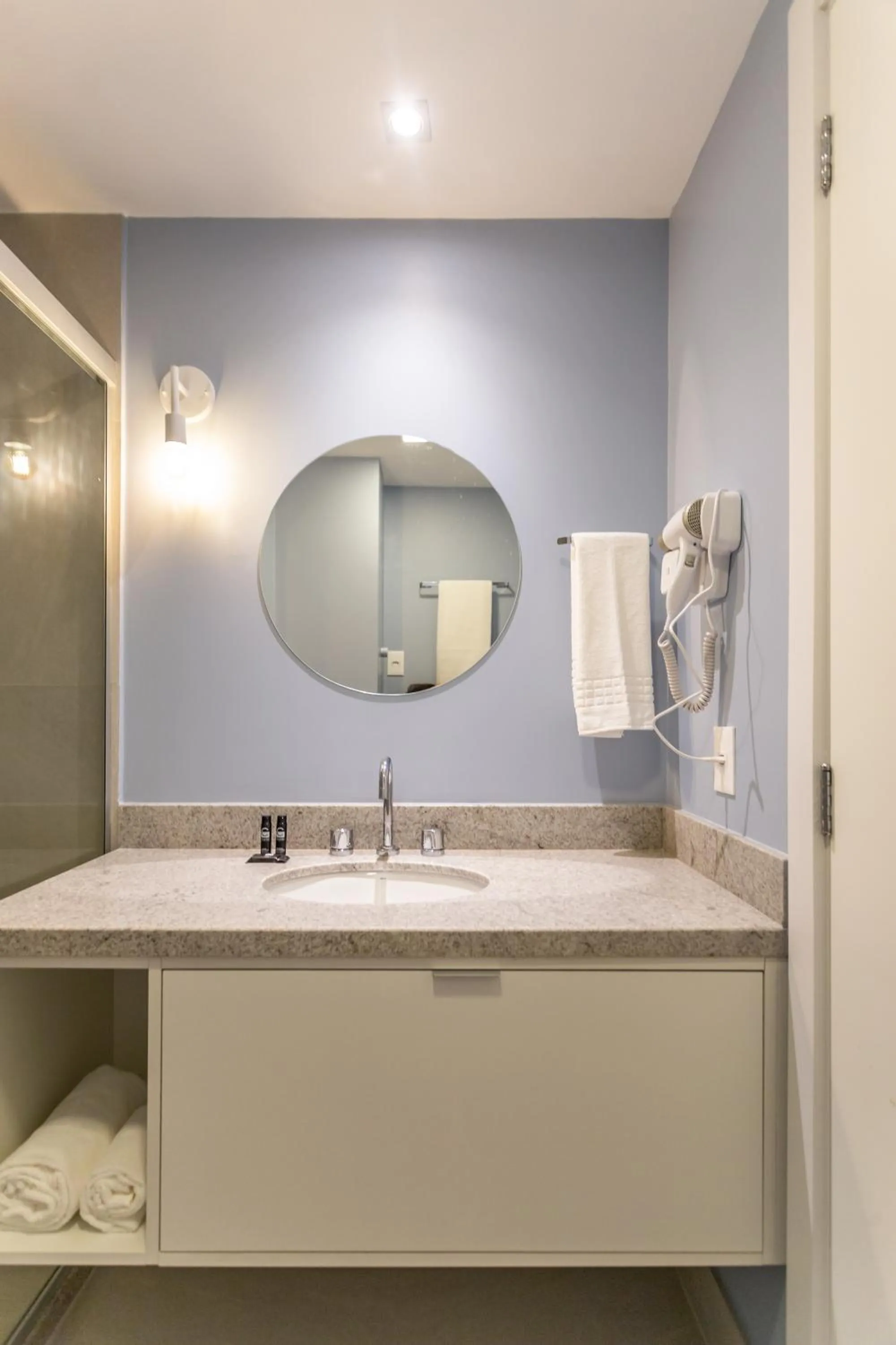 Bathroom in Charlie JP Redenção Cidade Baixa