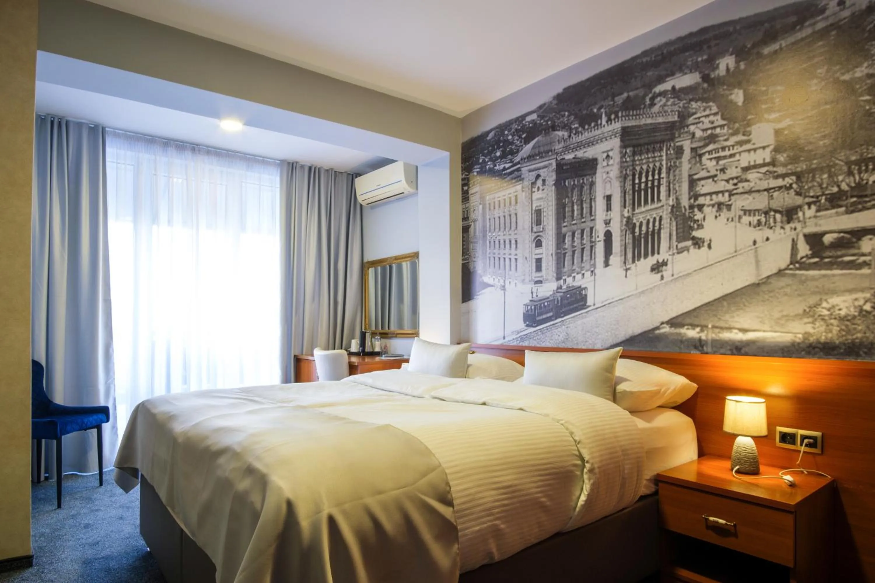 Superior Double Room with Balcony in Hotel Villa Harmony - Free Parking