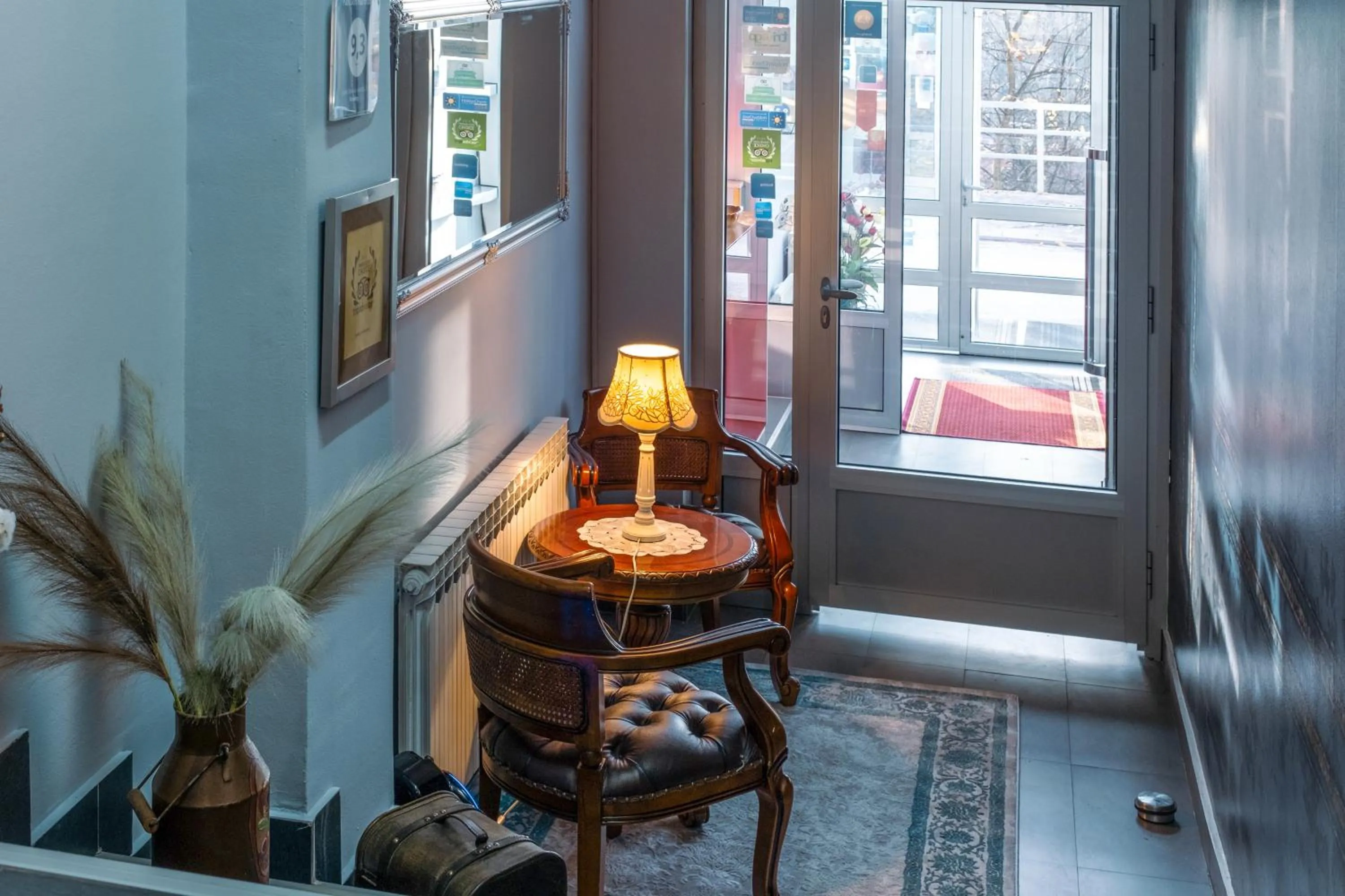 Lobby or reception, Bed in Hotel Villa Harmony - Free Parking