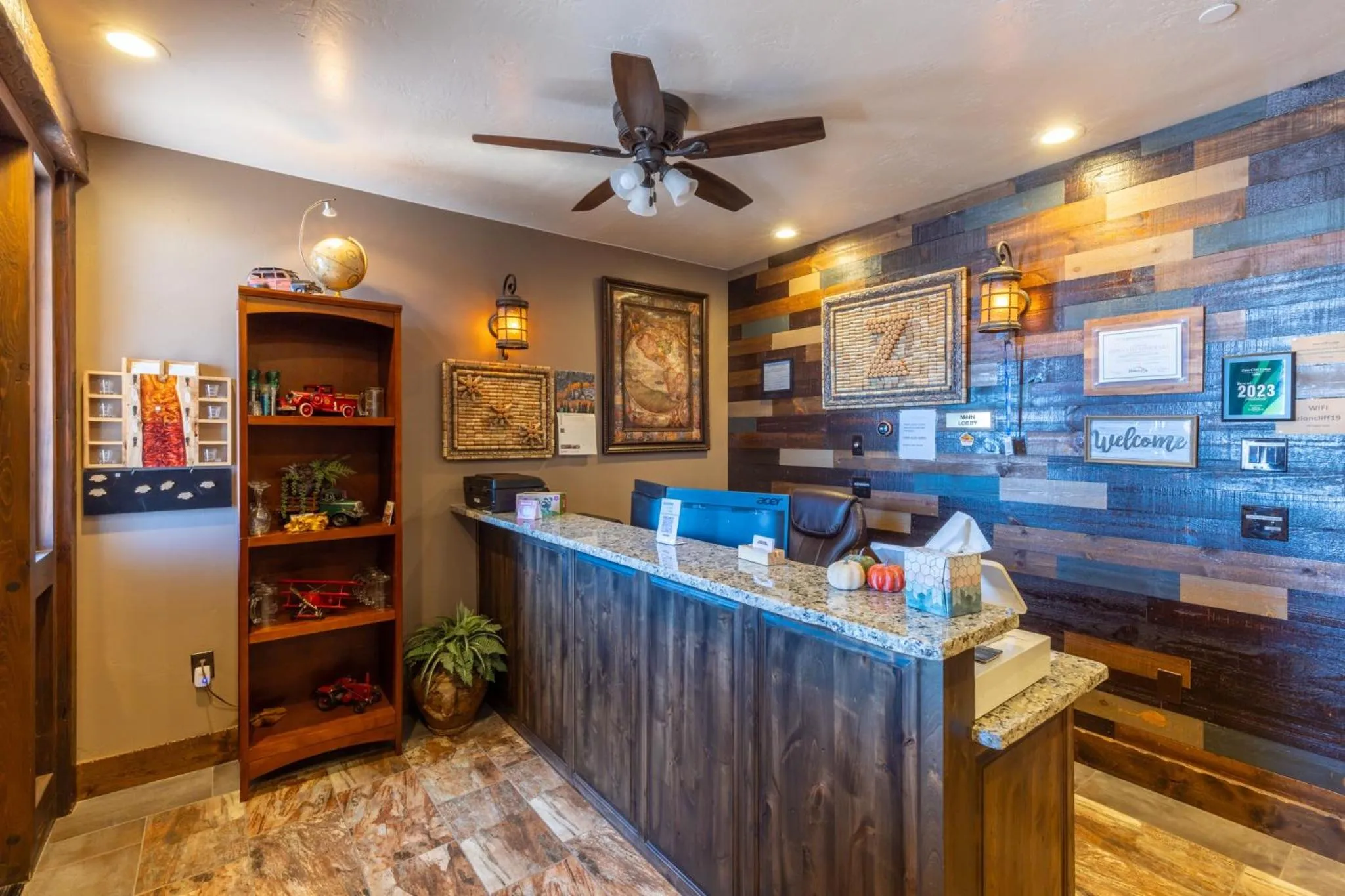 Lobby or reception in Zion Cliff Lodge