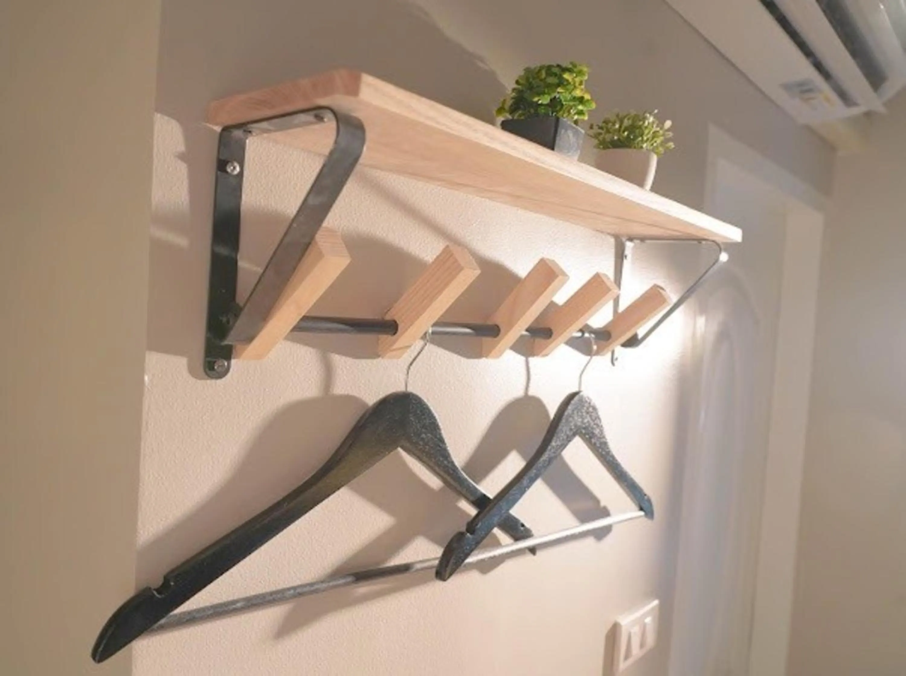 wardrobe in BnB98 Silom Hotel