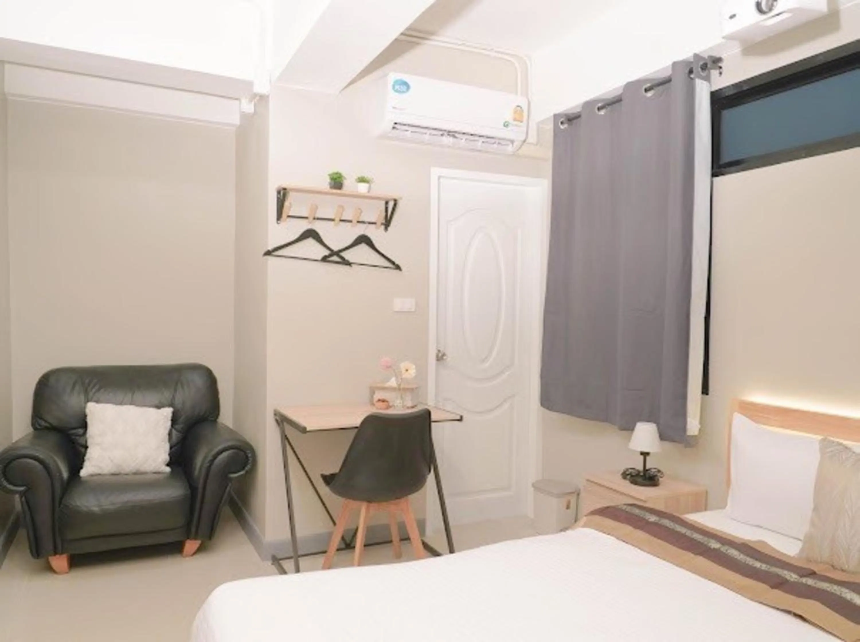 Bed in BnB98 Silom Hotel