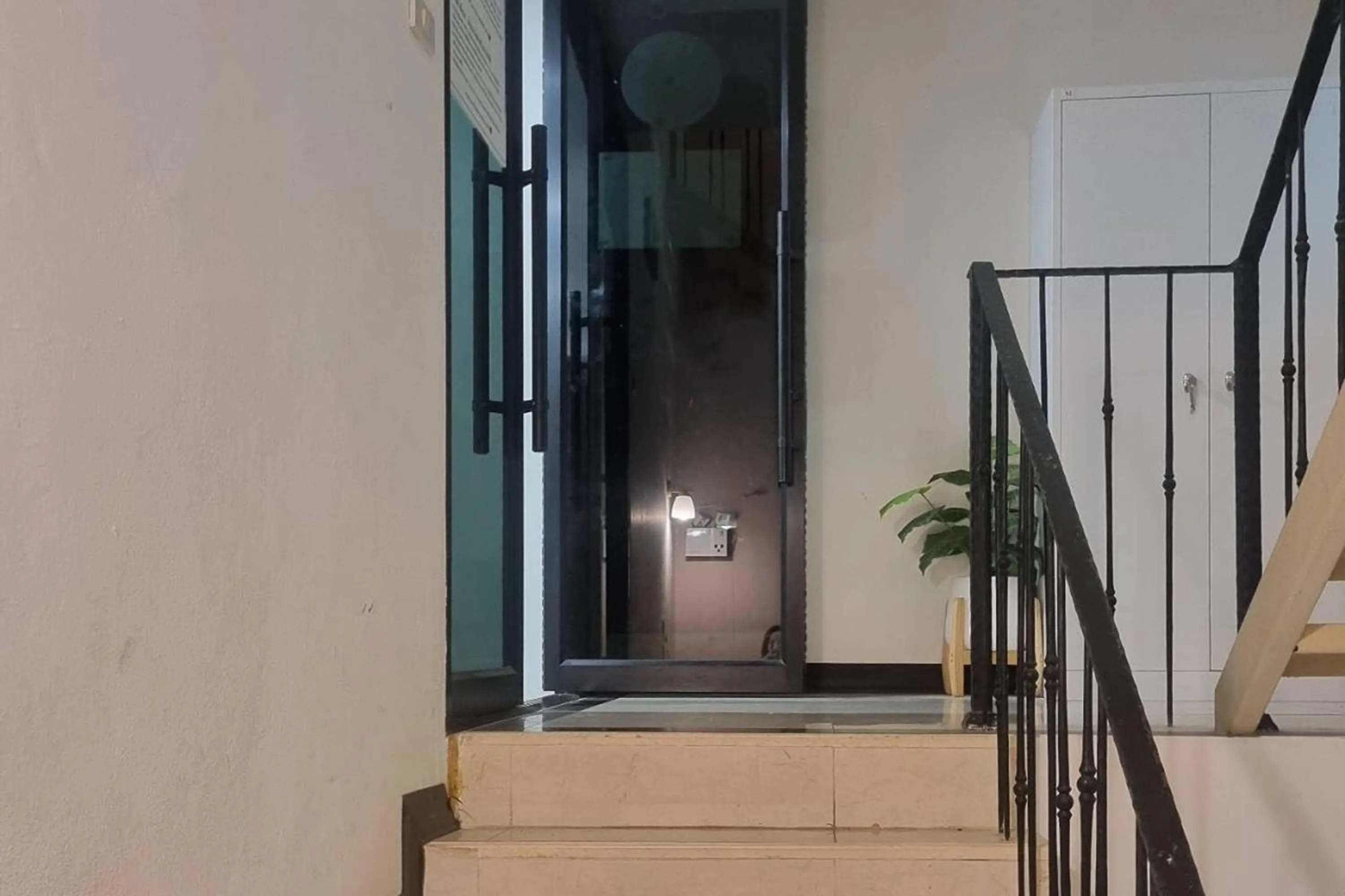 Property building in BnB98 Silom Hotel