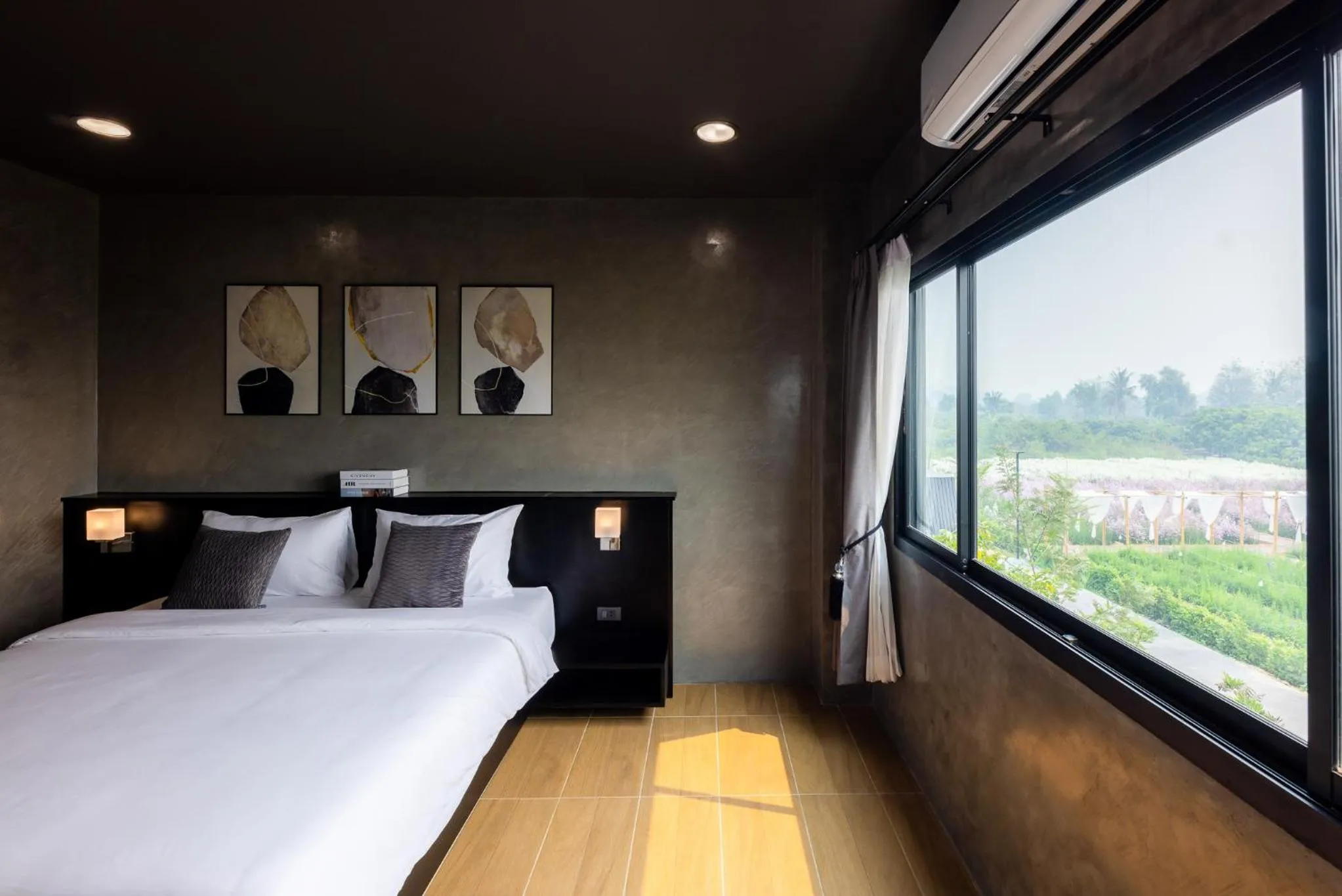 Photo of the whole room, Bed in The View Chiang Dao