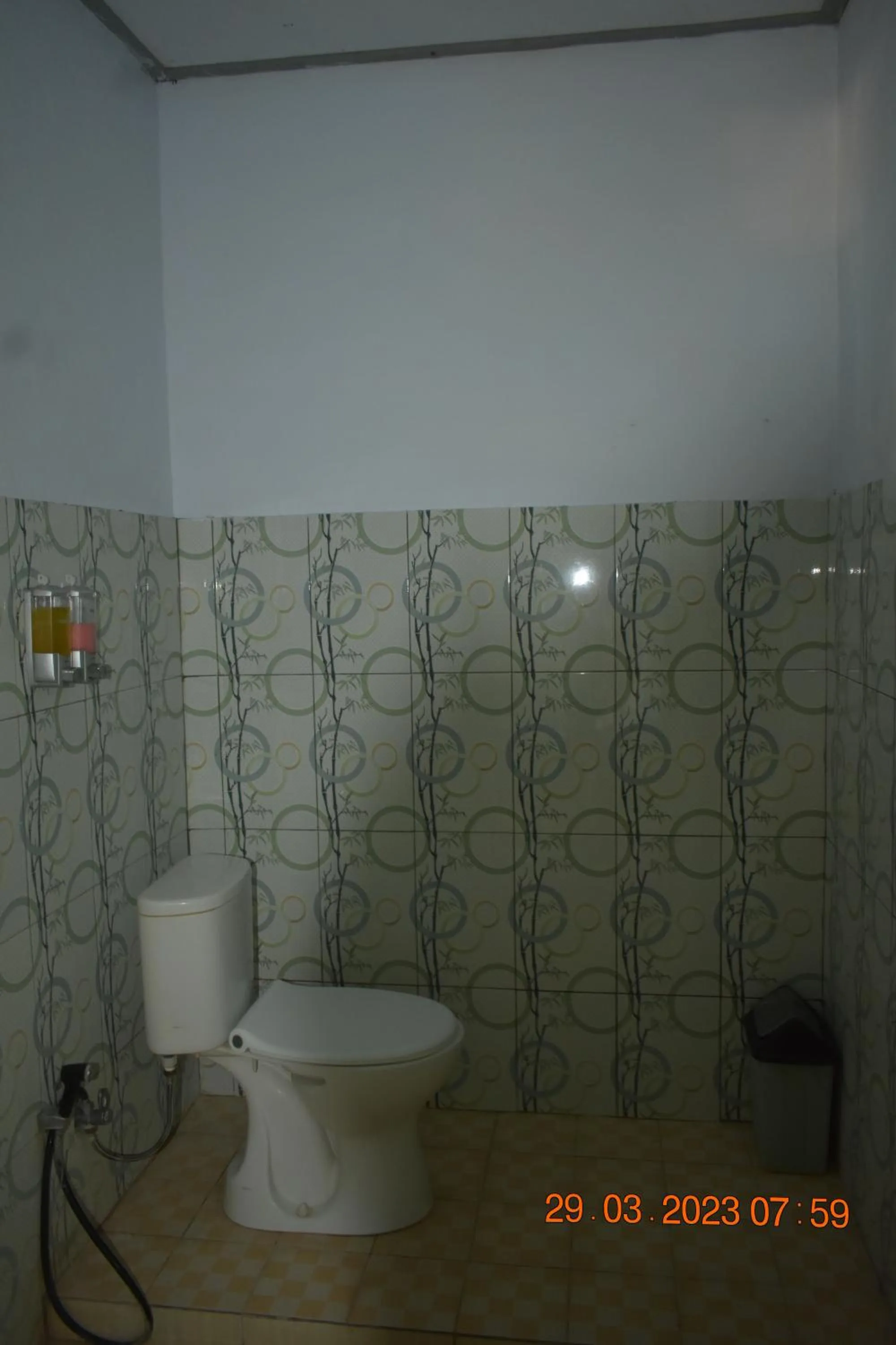 Toilet in Del Mar Home Stay