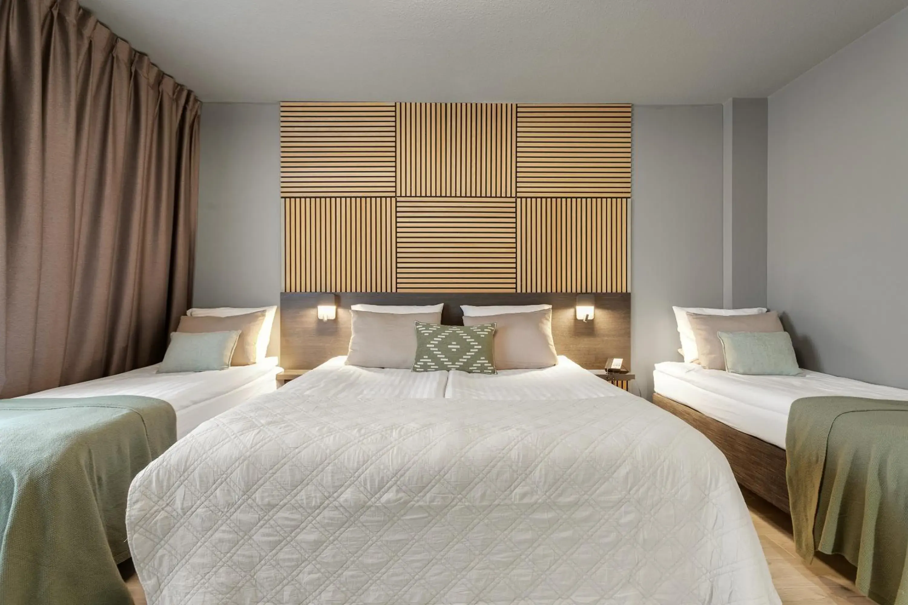 Quadruple Room in Konvin Hotel by Reykjavik Keflavik Airport Quadruple Room in Konvin Hotel by Reykjavik Keflavik Airport