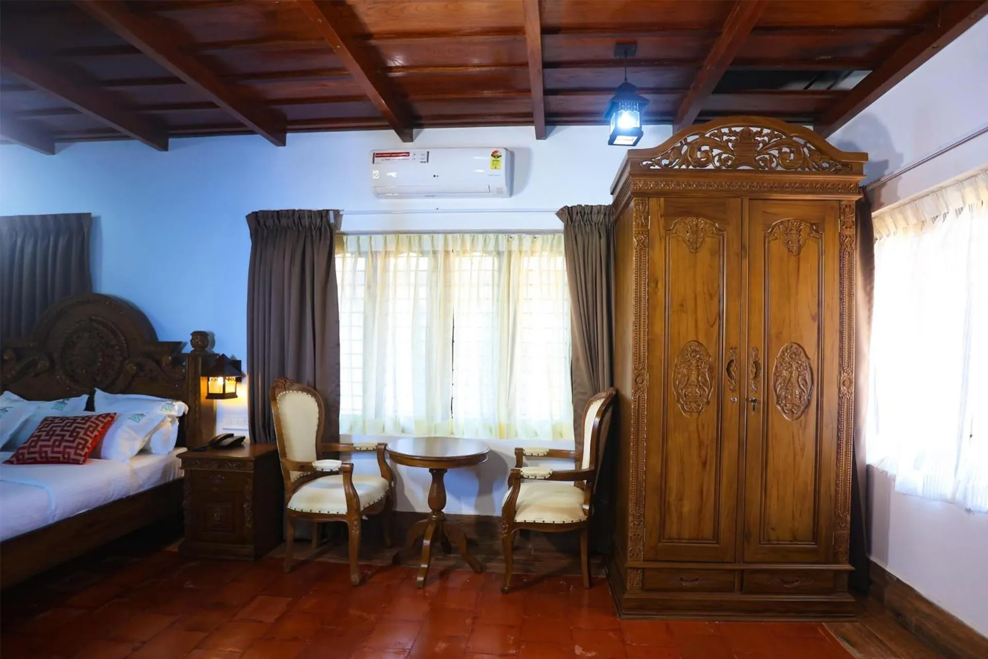 Bedroom, Bed in Heaven Inn Munnar