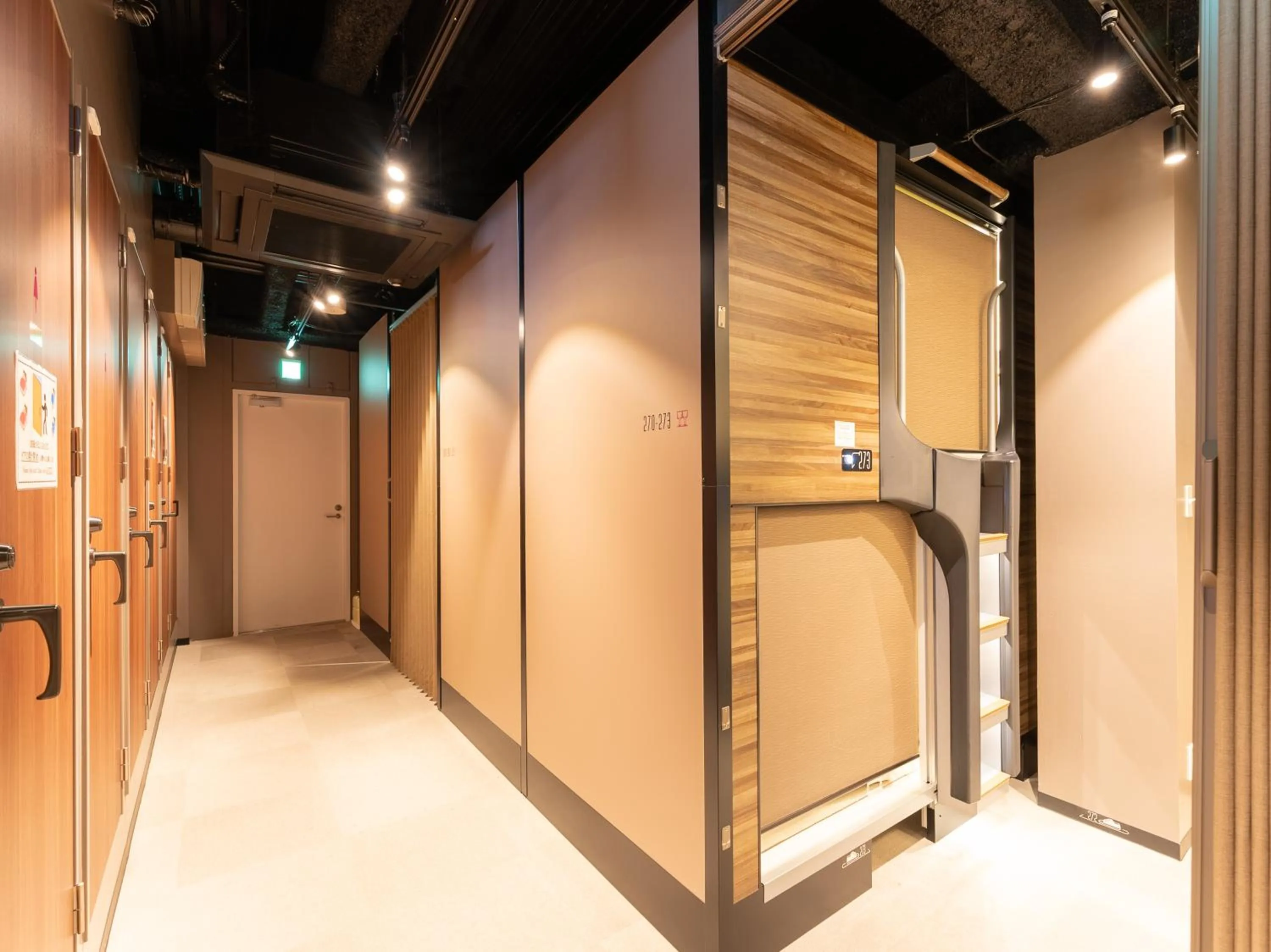 Photo of the whole room in Tabist MAYUDAMA CABIN