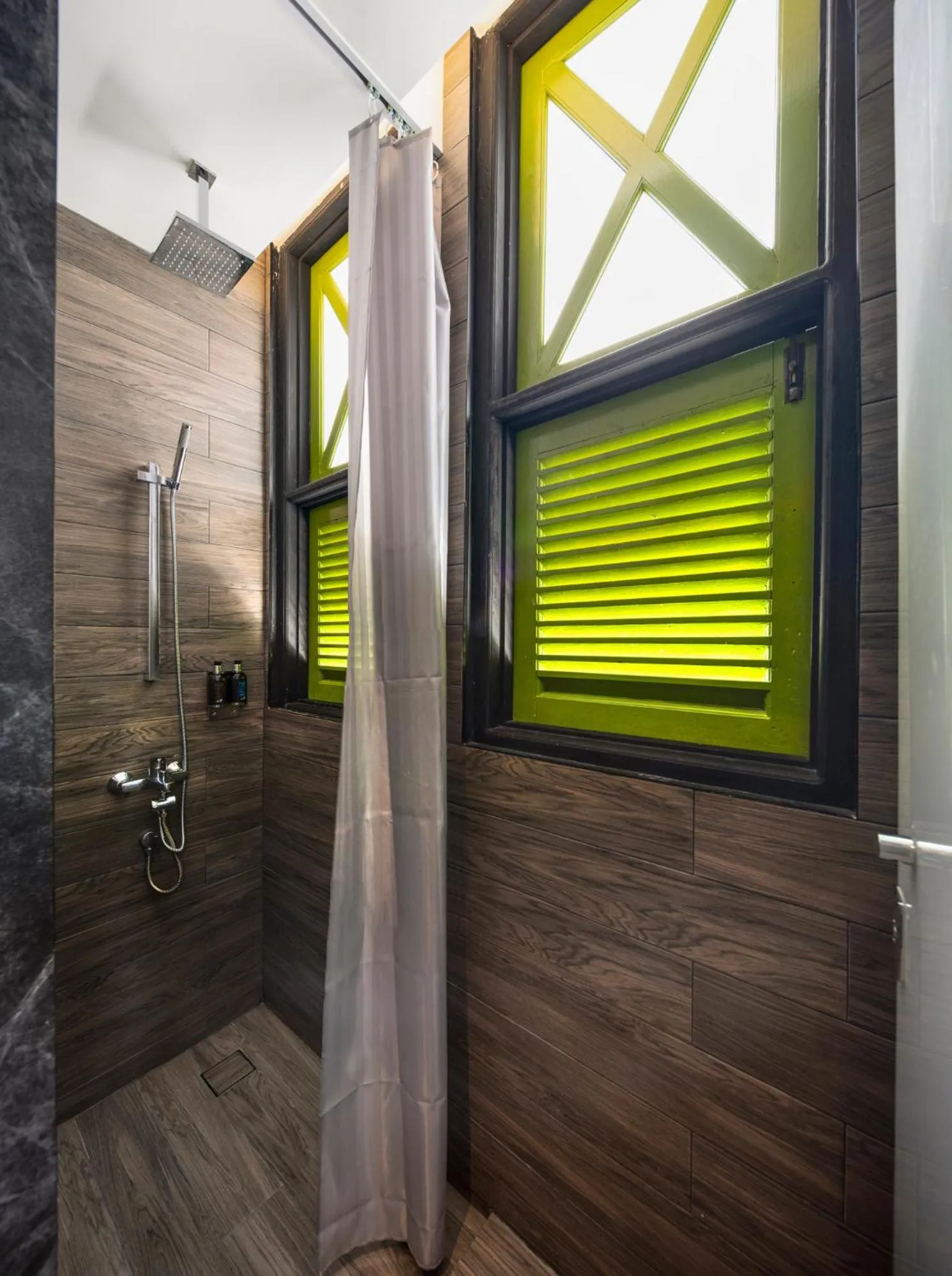 Shower in ST Signature Tanjong Pagar, DAYUSE, 8 hours, 10AM-6PM