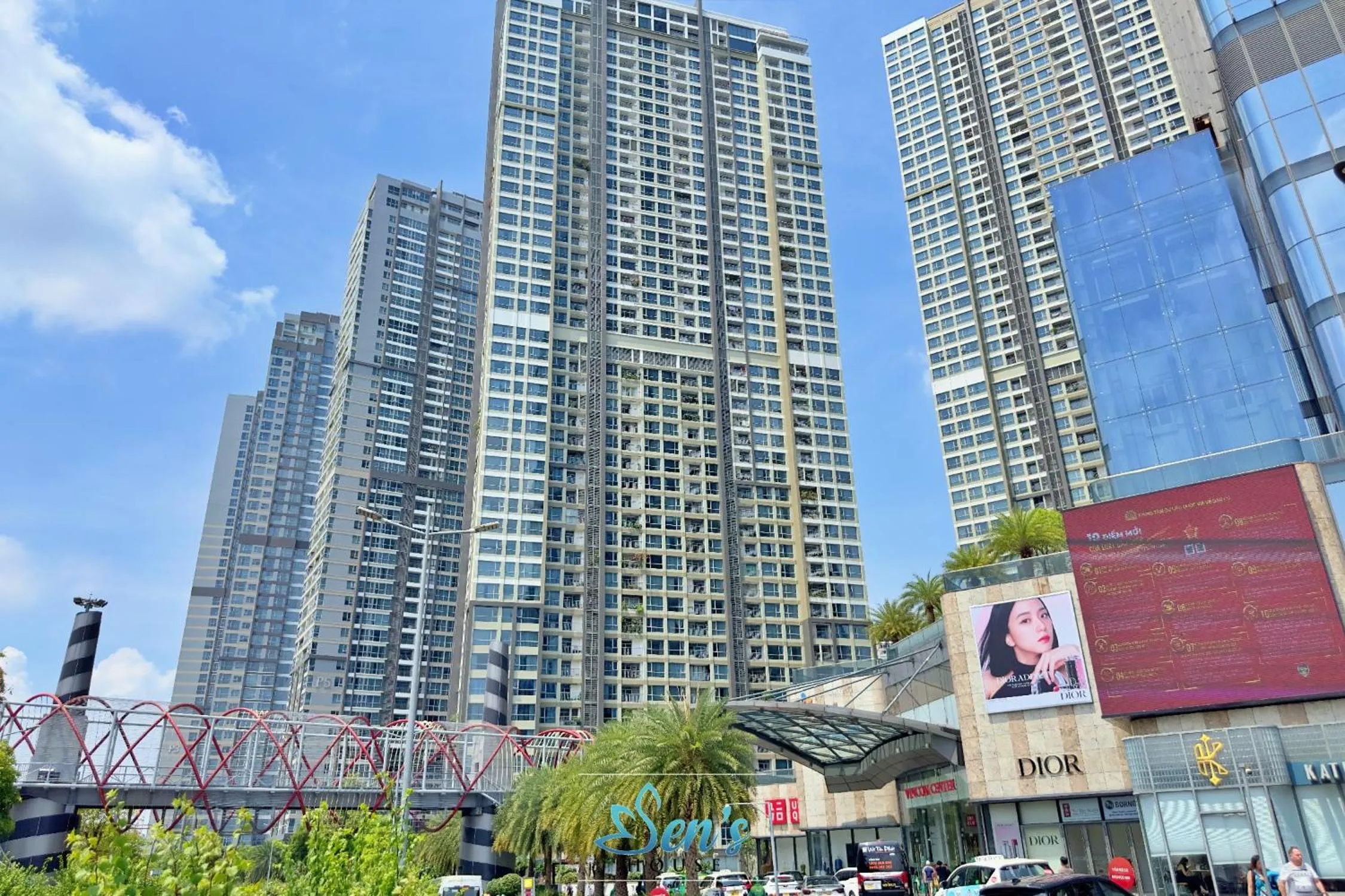 Communal lounge/ TV room in Sens House Saigon - Serviced Apartments in Vinhomes Central Park