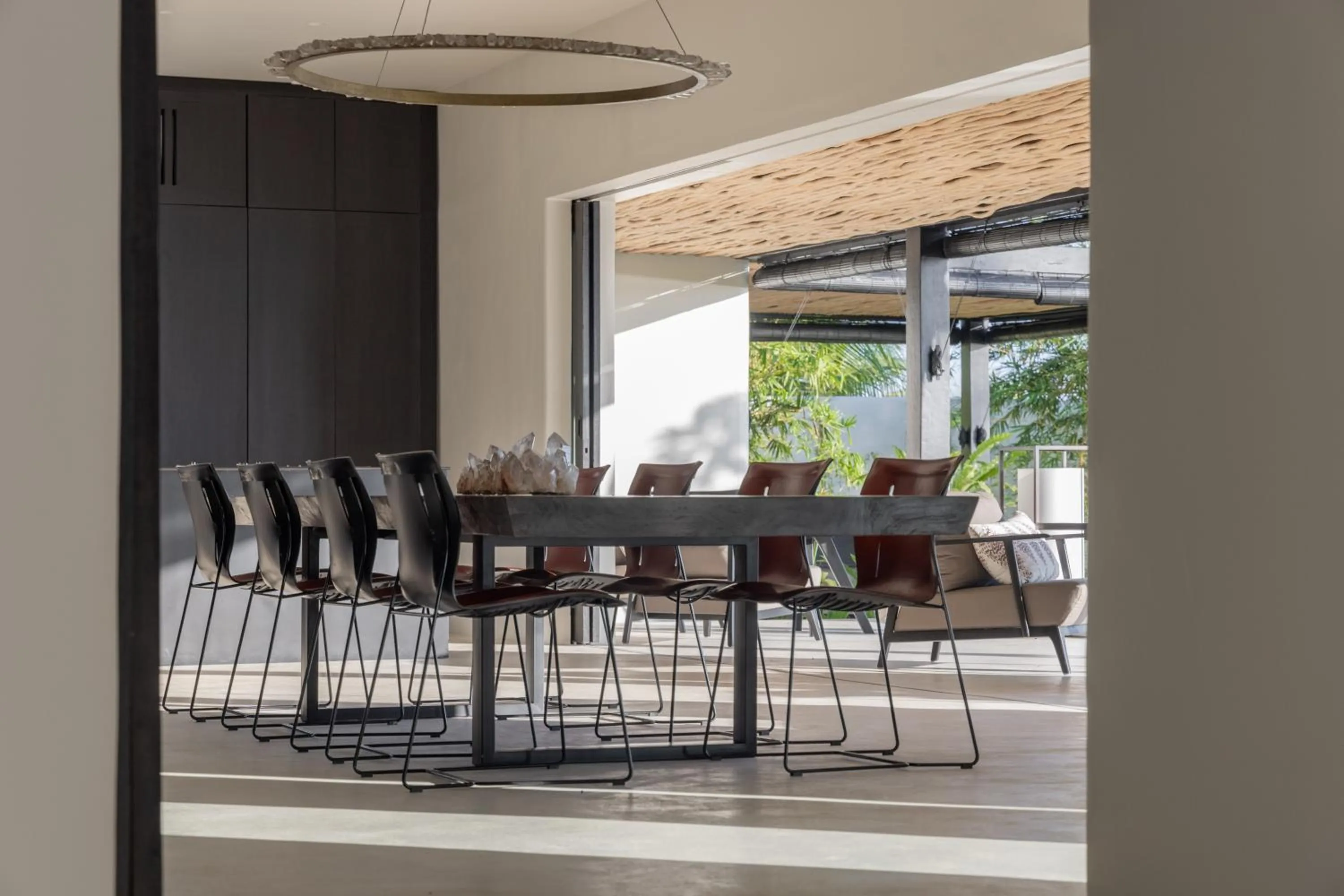 Restaurant/places to eat in The Jing