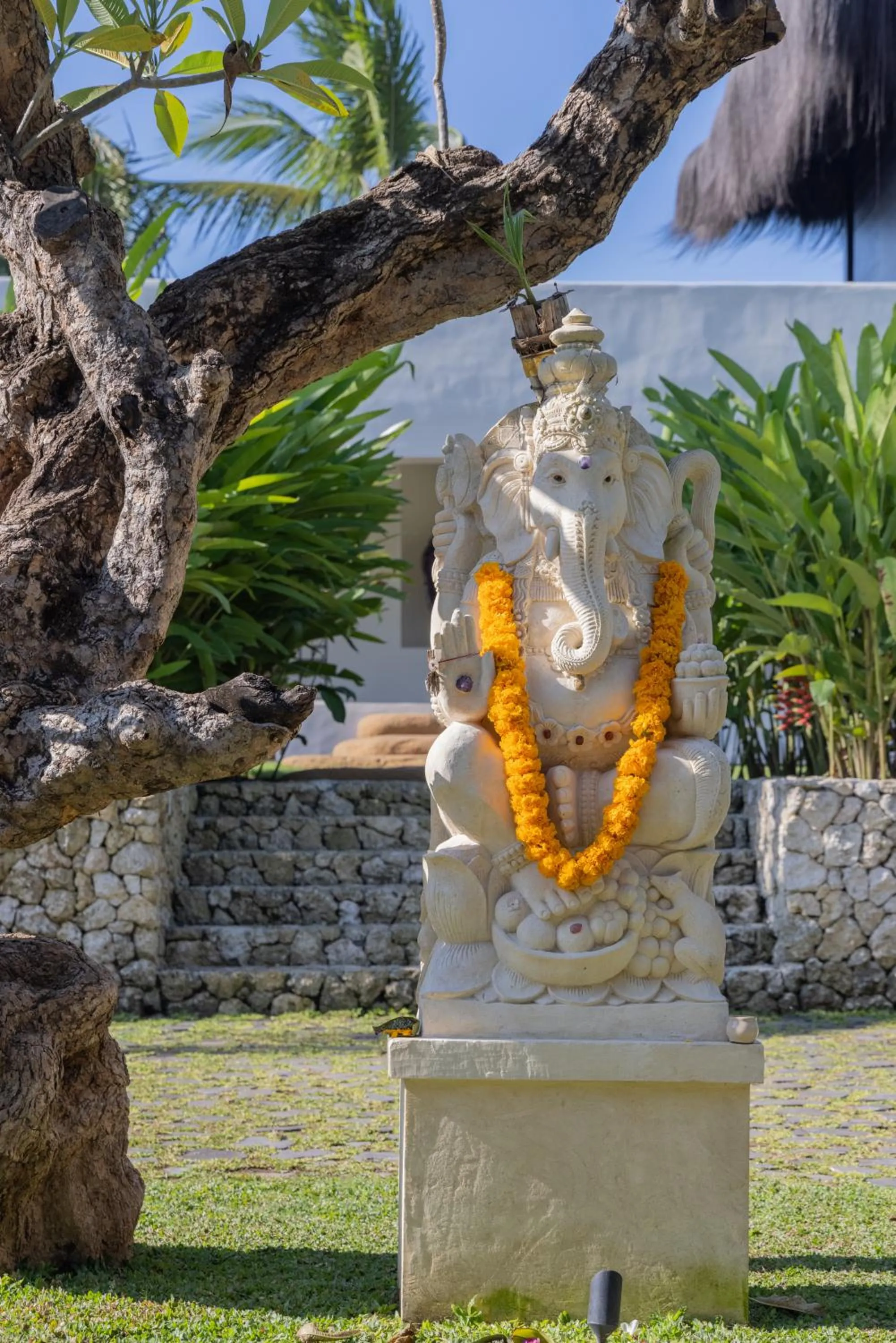 Facade/entrance in The Jing
