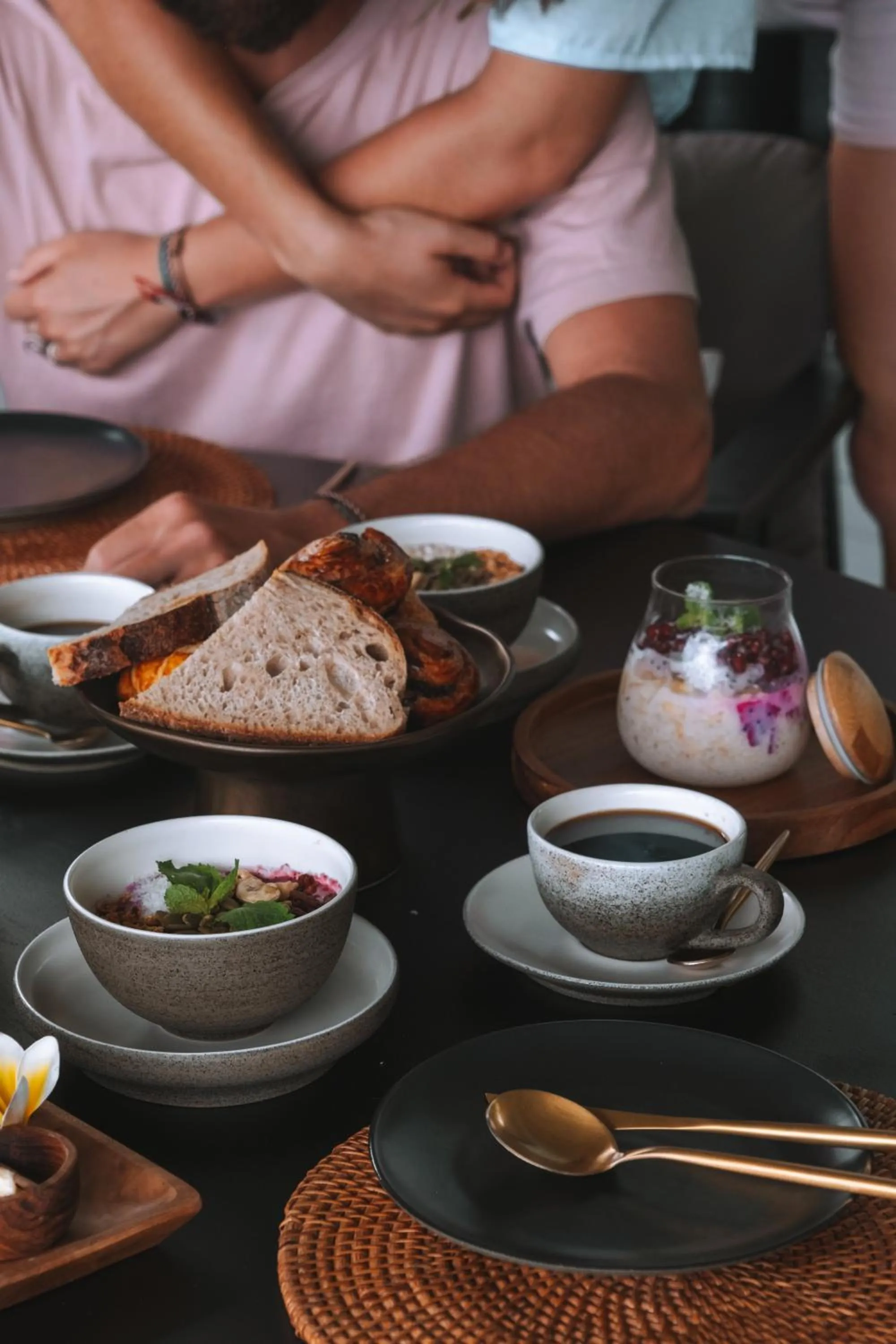 Restaurant/places to eat in The Jing